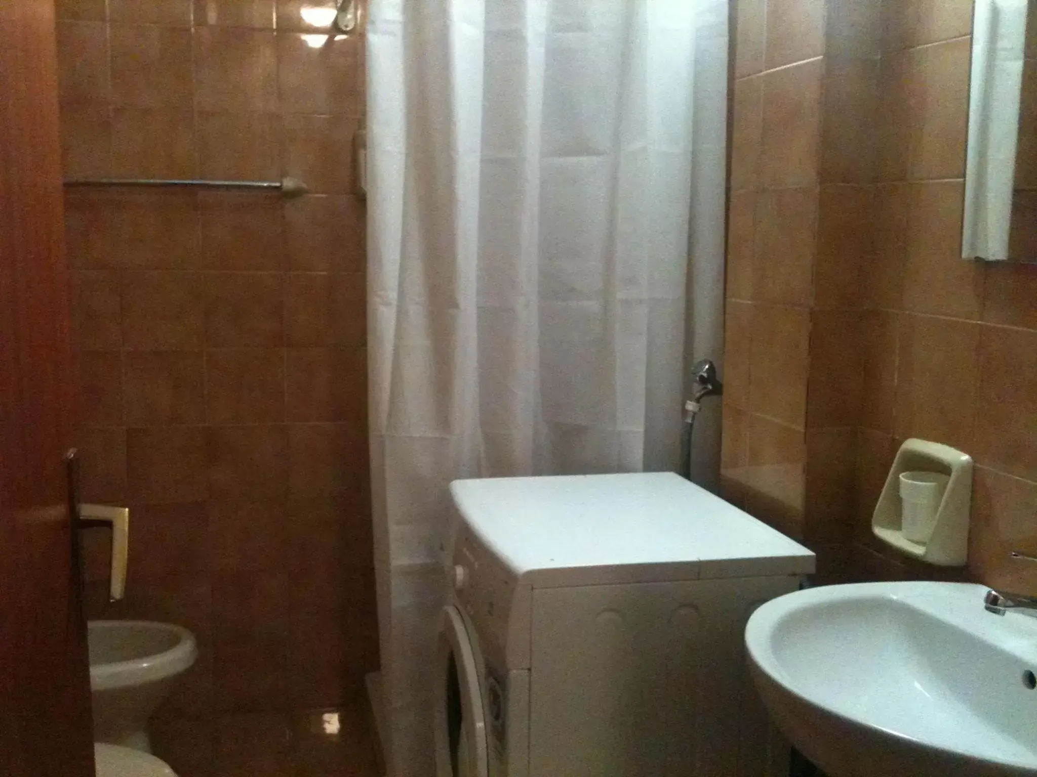 Shower, Bathroom in Stanza in Villa con giardino vista mare