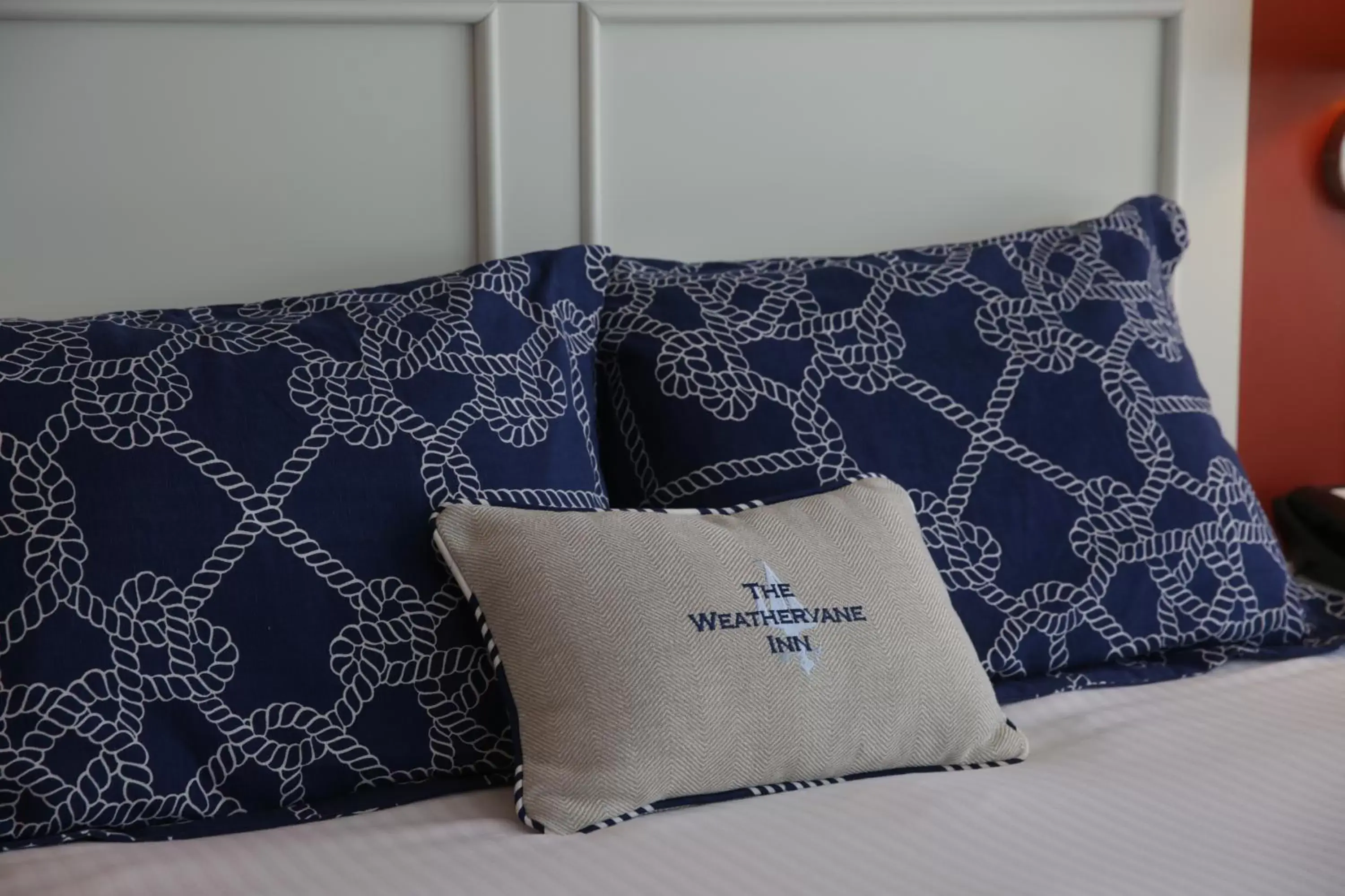 Decorative detail, Bed in Weathervane Inn