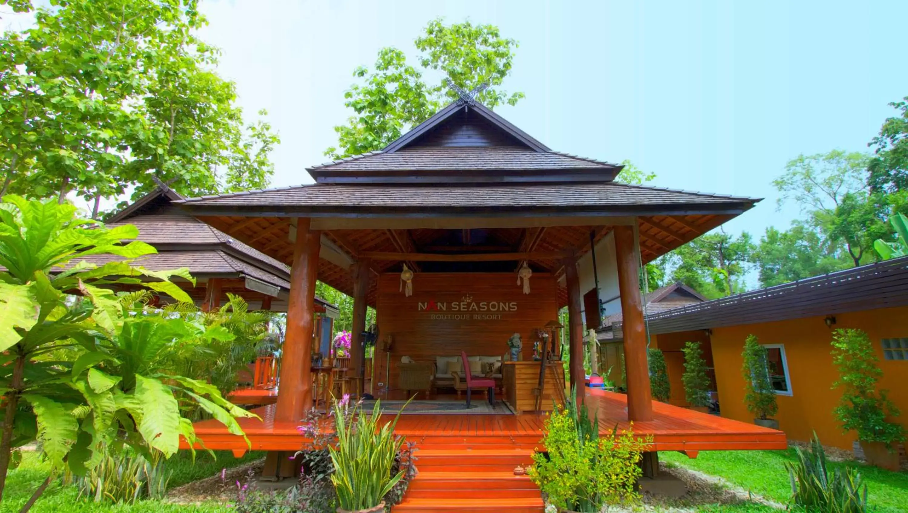 Lobby or reception in Nan Seasons Boutique Resort