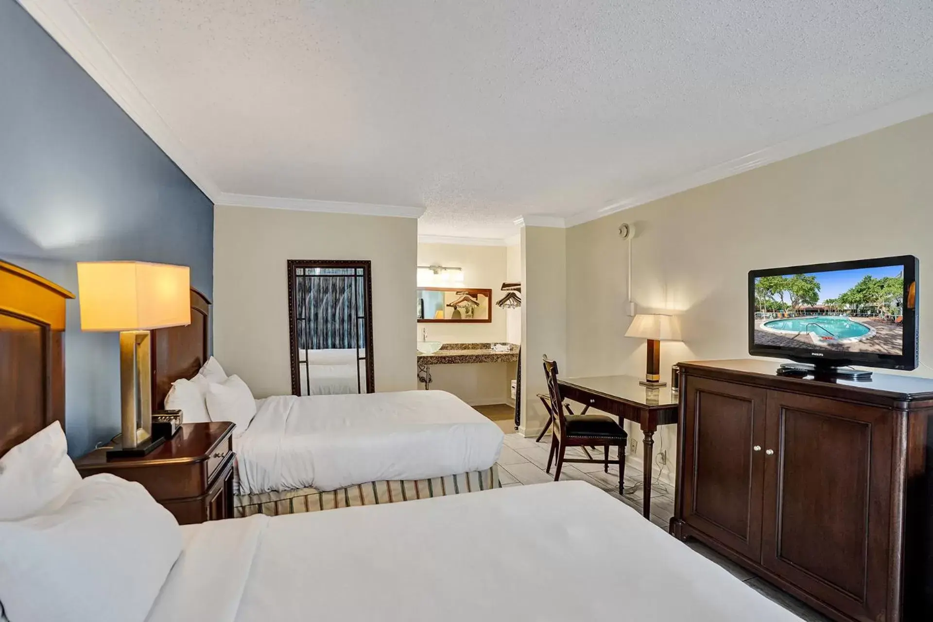 Photo of the whole room, TV/Entertainment Center in Fort Lauderdale Grand Hotel