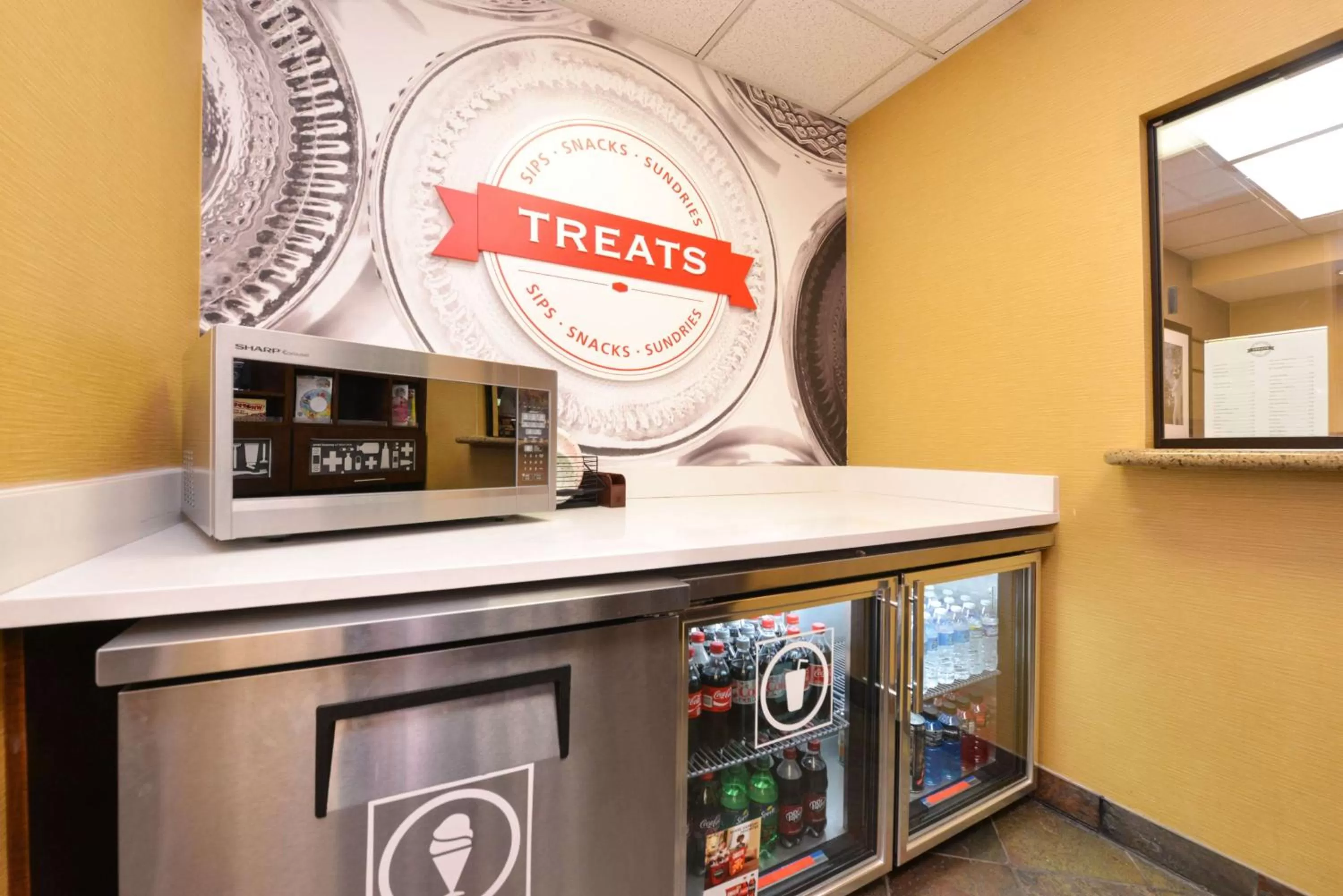 Restaurant/places to eat in Hampton Inn & Suites Pueblo-Southgate