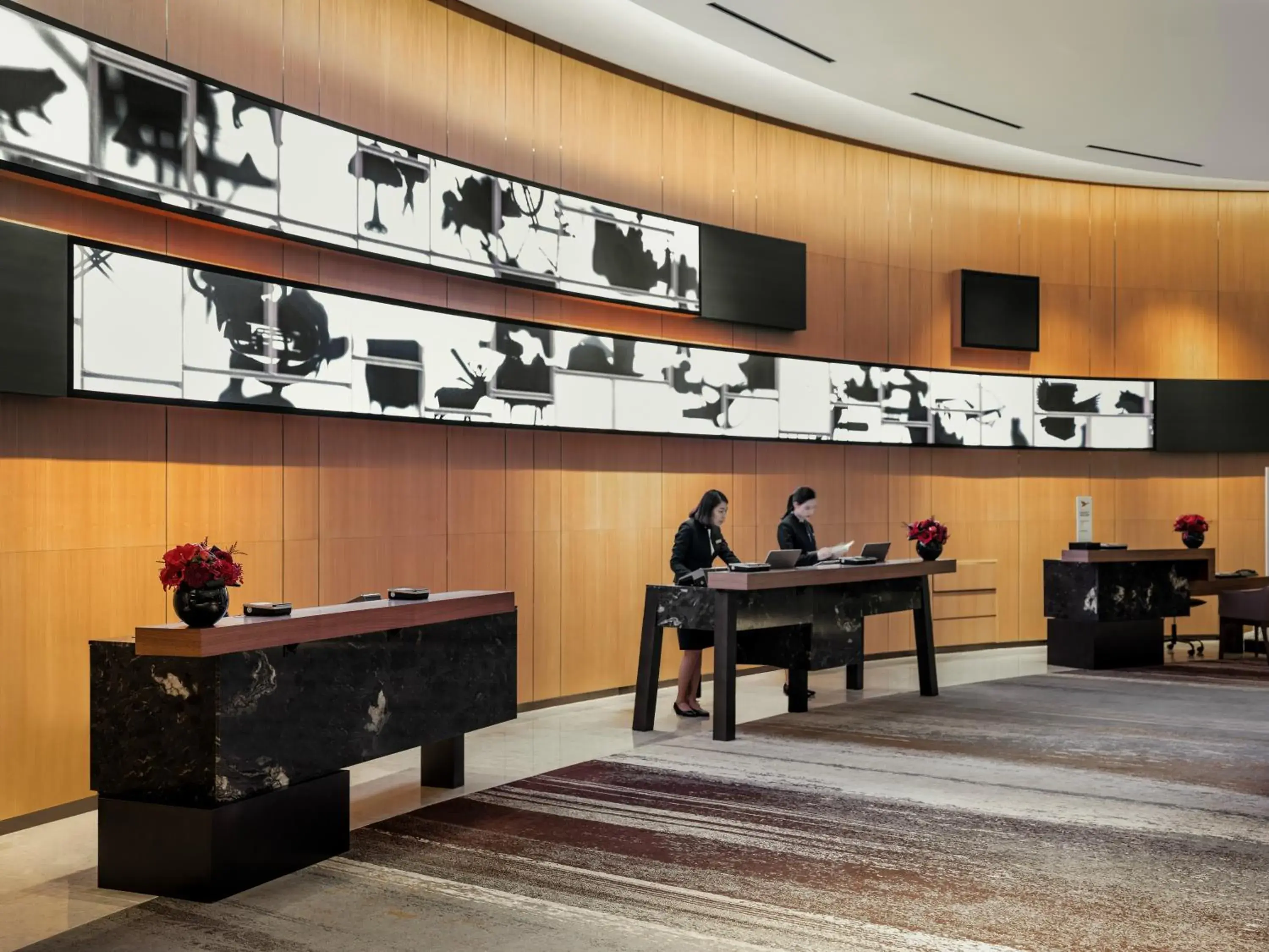 Lobby or reception in Novotel Suites Ambassador Seoul Yongsan