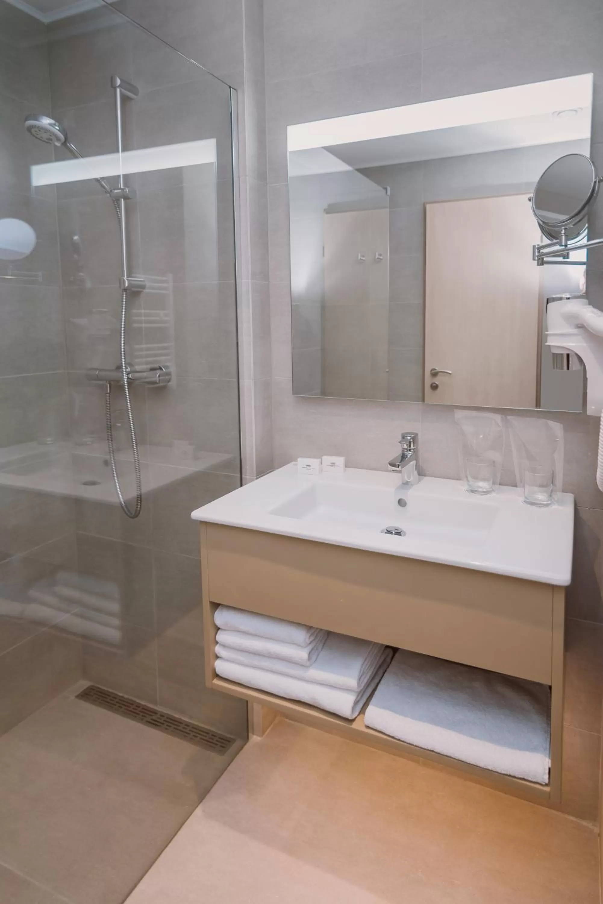 Property building in Ensana Ursina