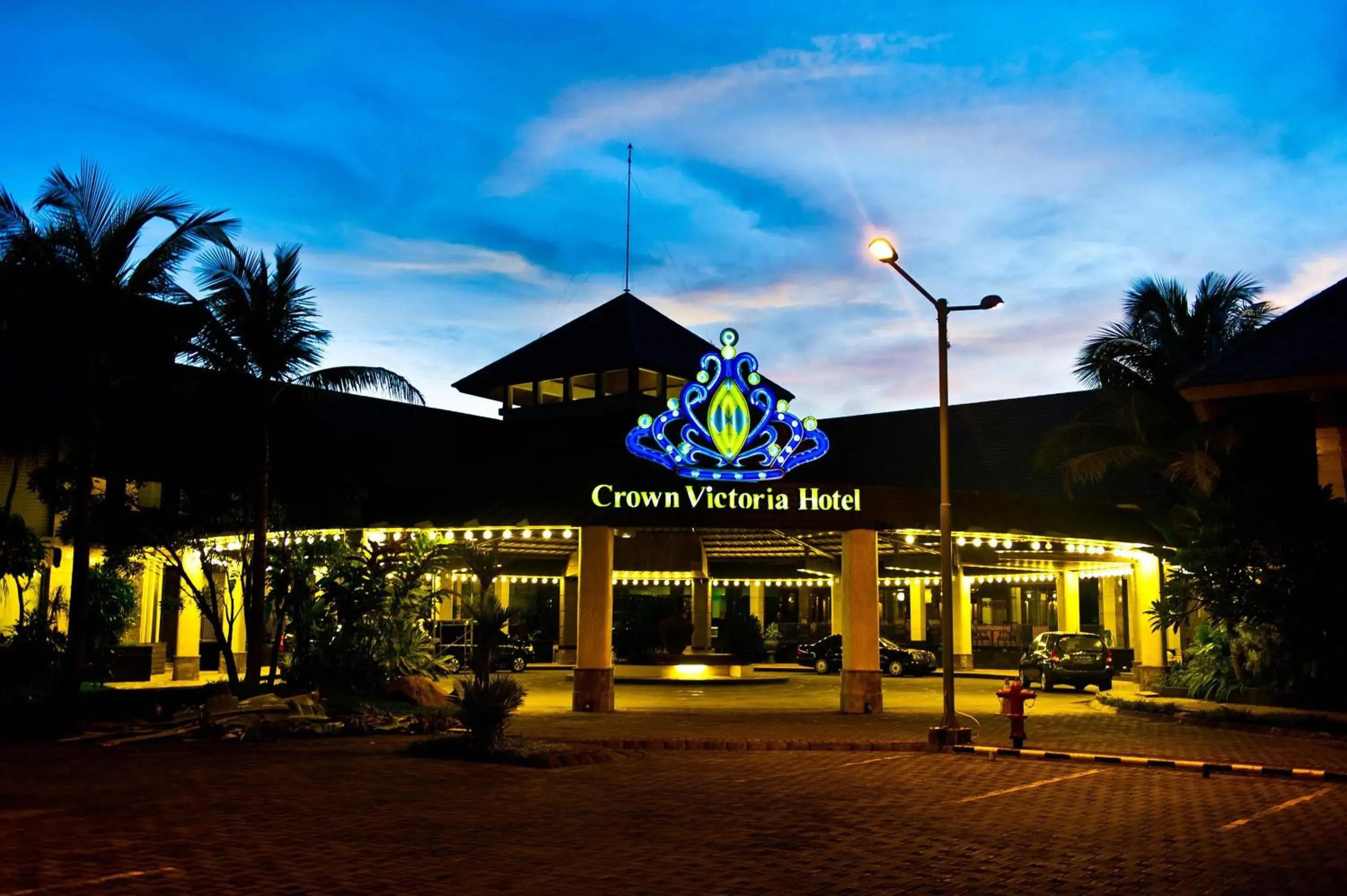 Facade/entrance in Crown Victoria Hotel Tulungagung