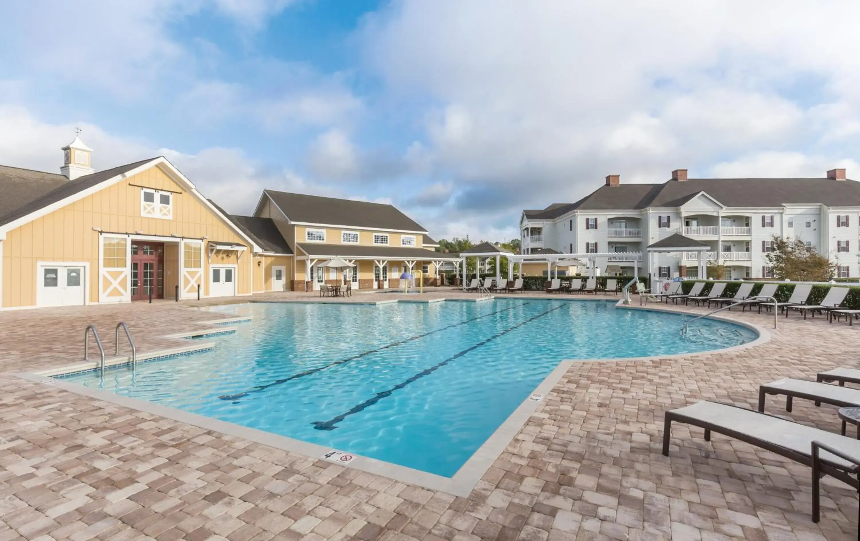 Swimming Pool in Club Wyndham Governors Green