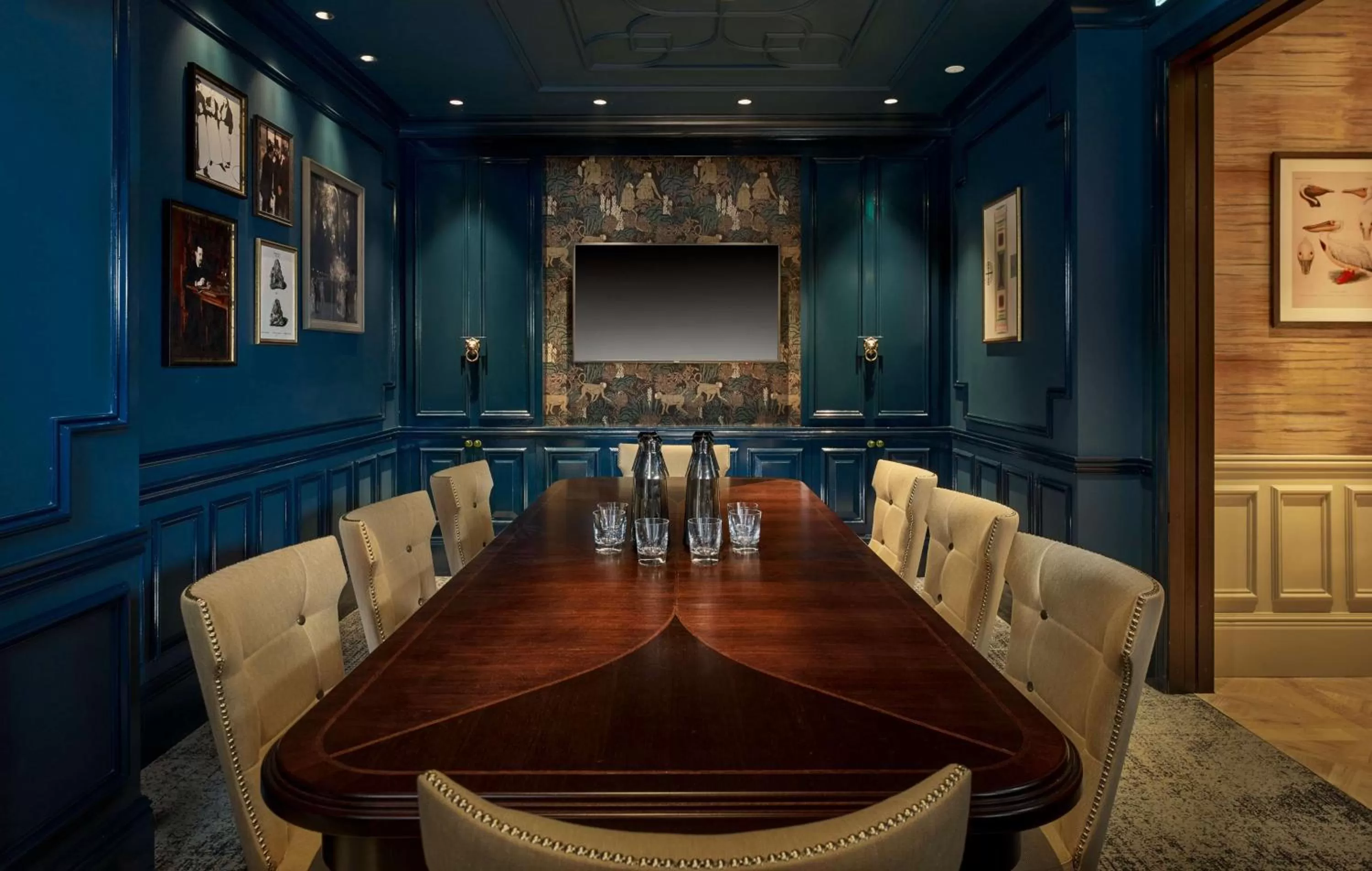 Meeting/conference room in 100 Queen's Gate Hotel London Kensington, Curio Collection by Hilton