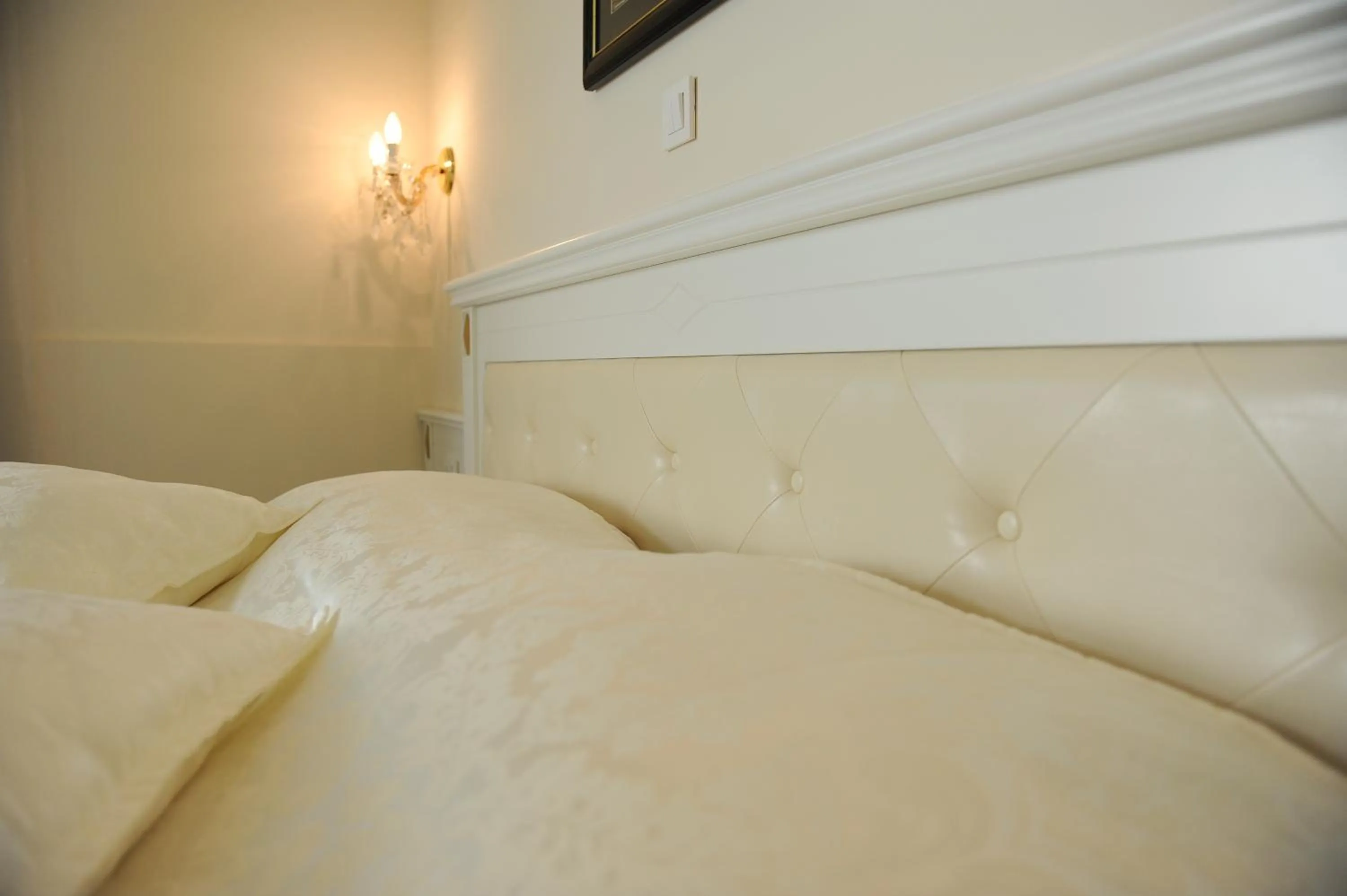 Decorative detail, Bed in Millenium Palace