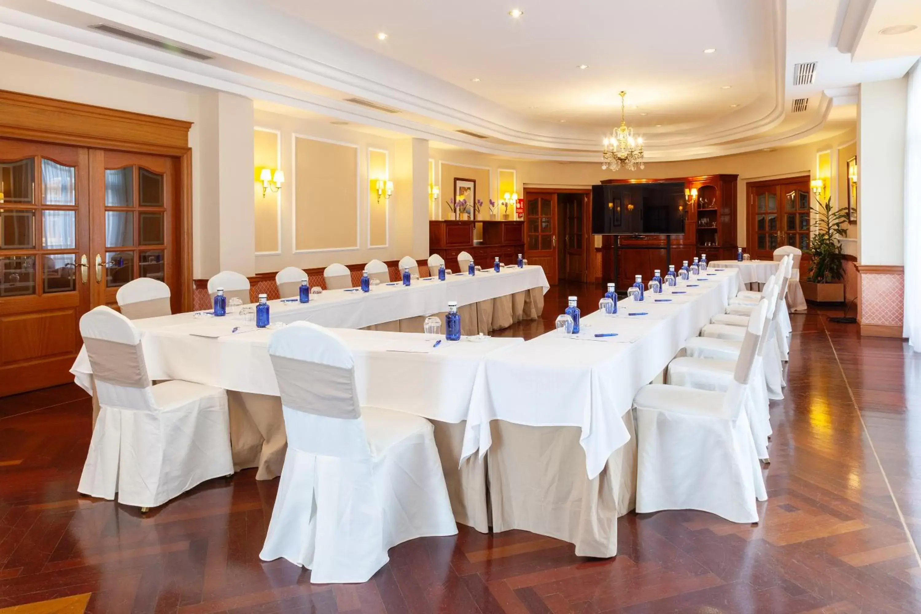 Meeting/conference room, Banquet Facilities in Hotel Hoyuela