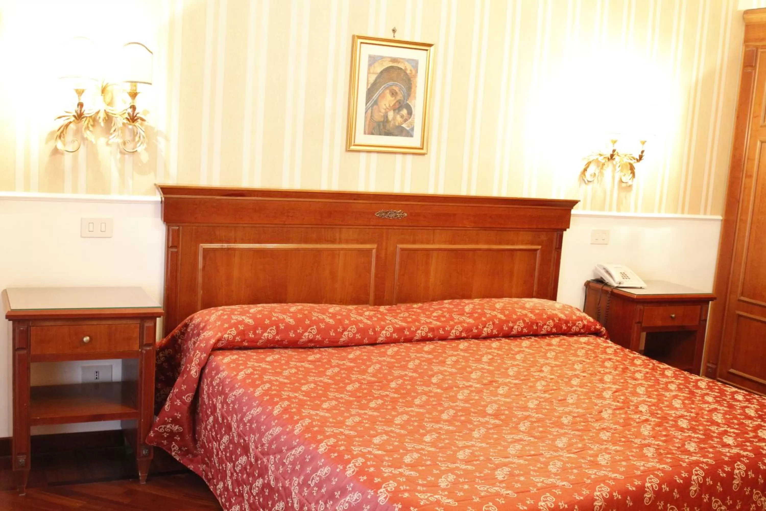 Bedroom, Bed in Hotel Torino