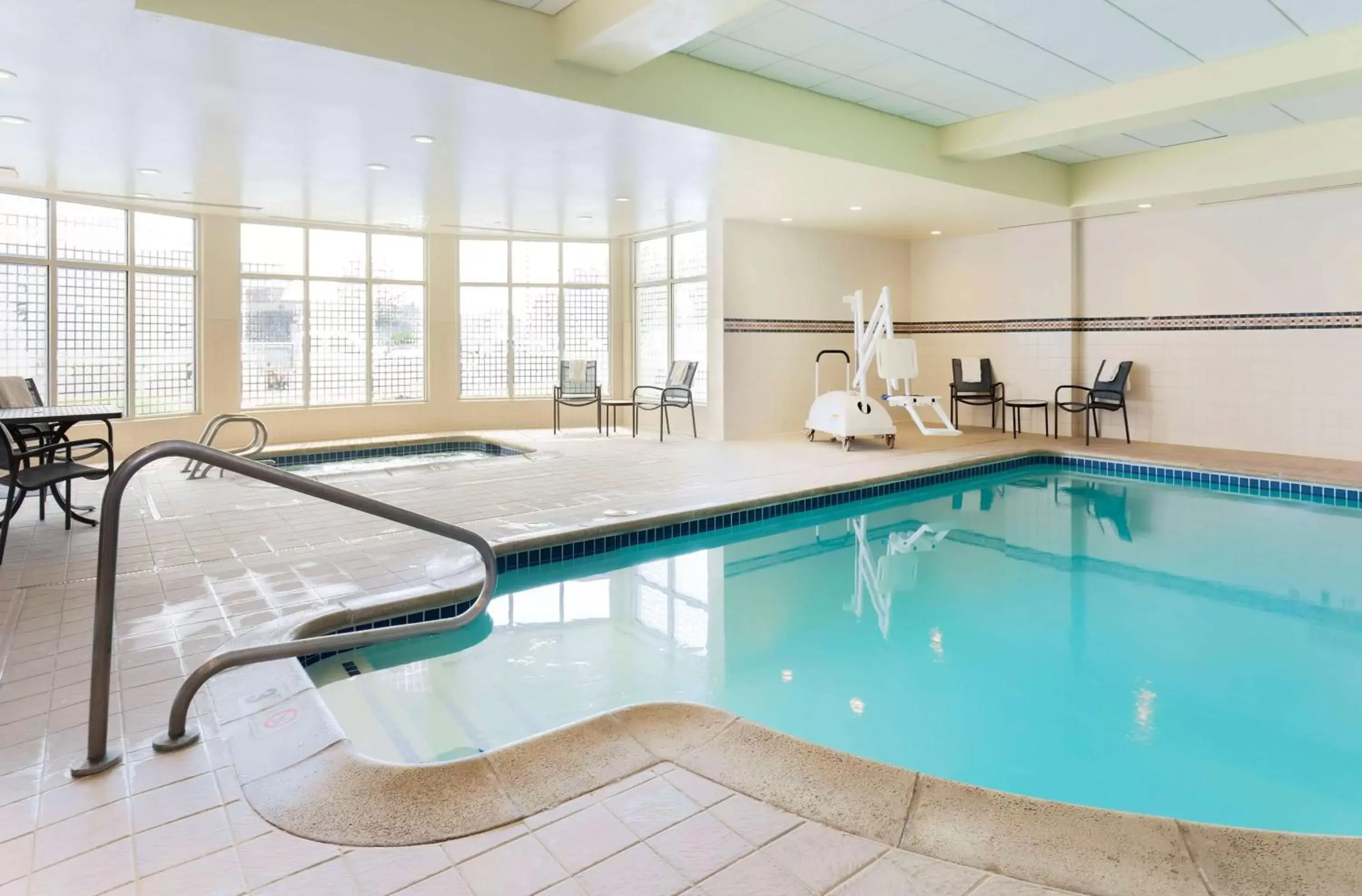 Pool view, Swimming Pool in Hilton Garden Inn Reno
