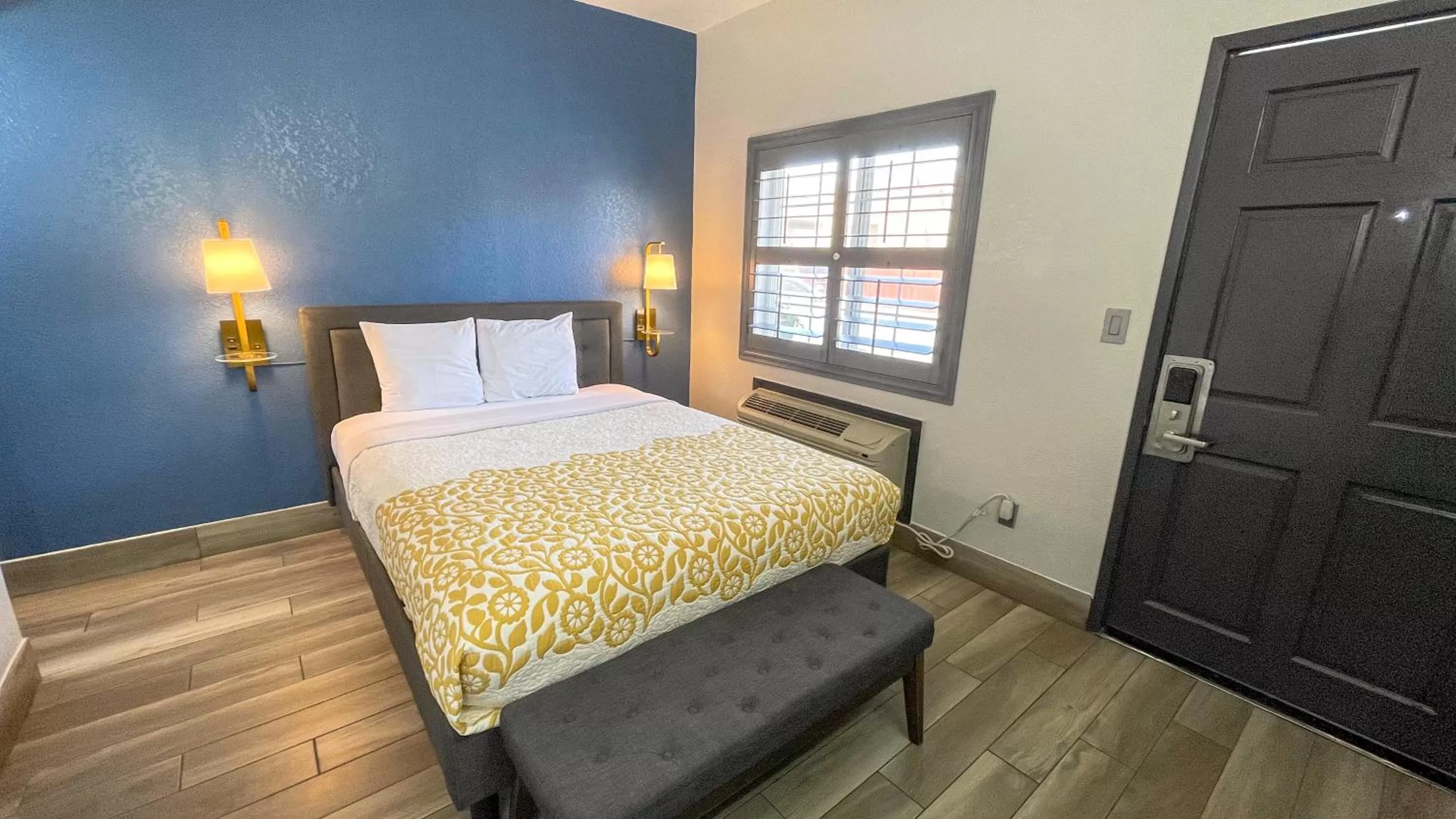 Bed in The Fremont Inn