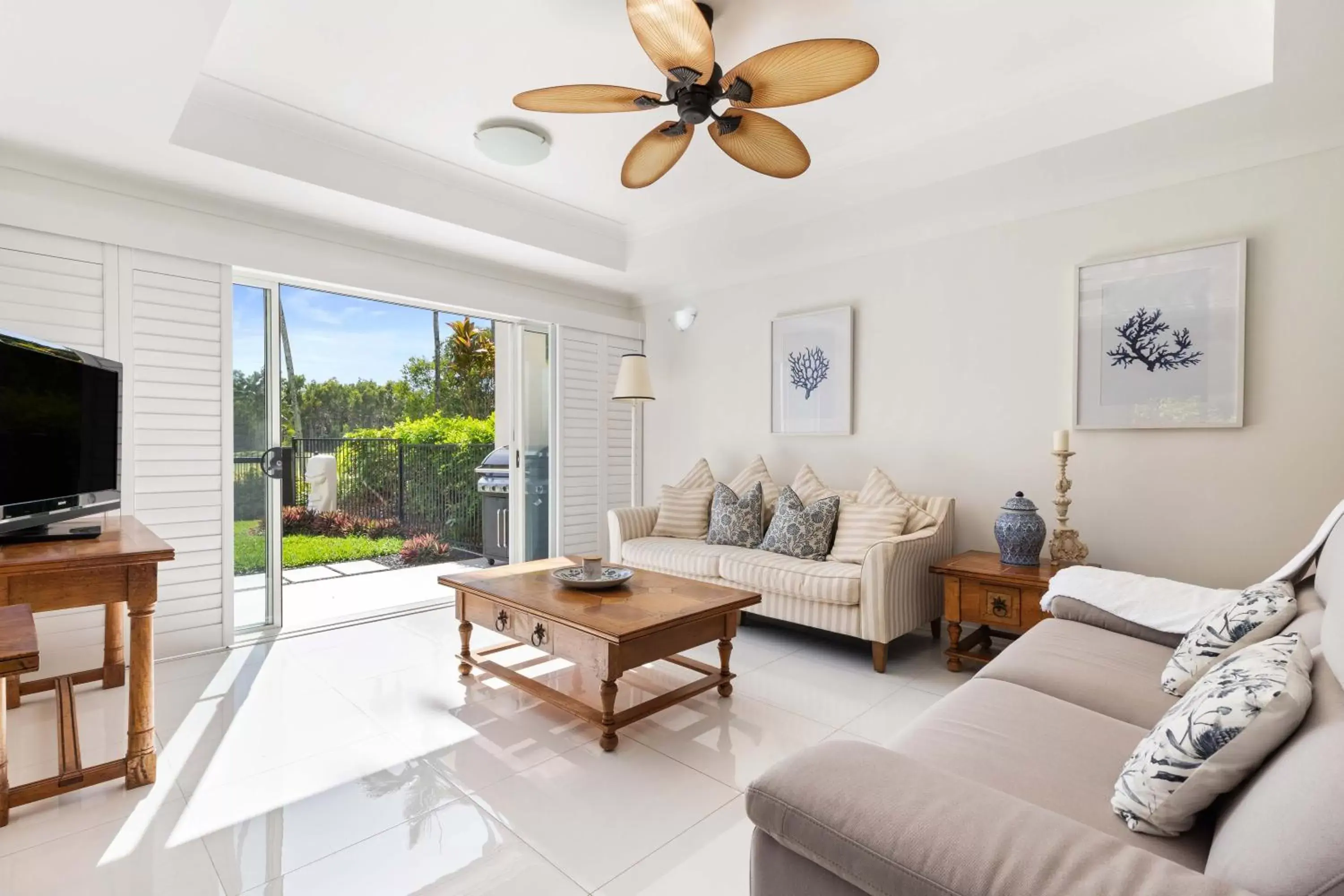 Living room, Seating Area in Paradise Links Resort Port Douglas