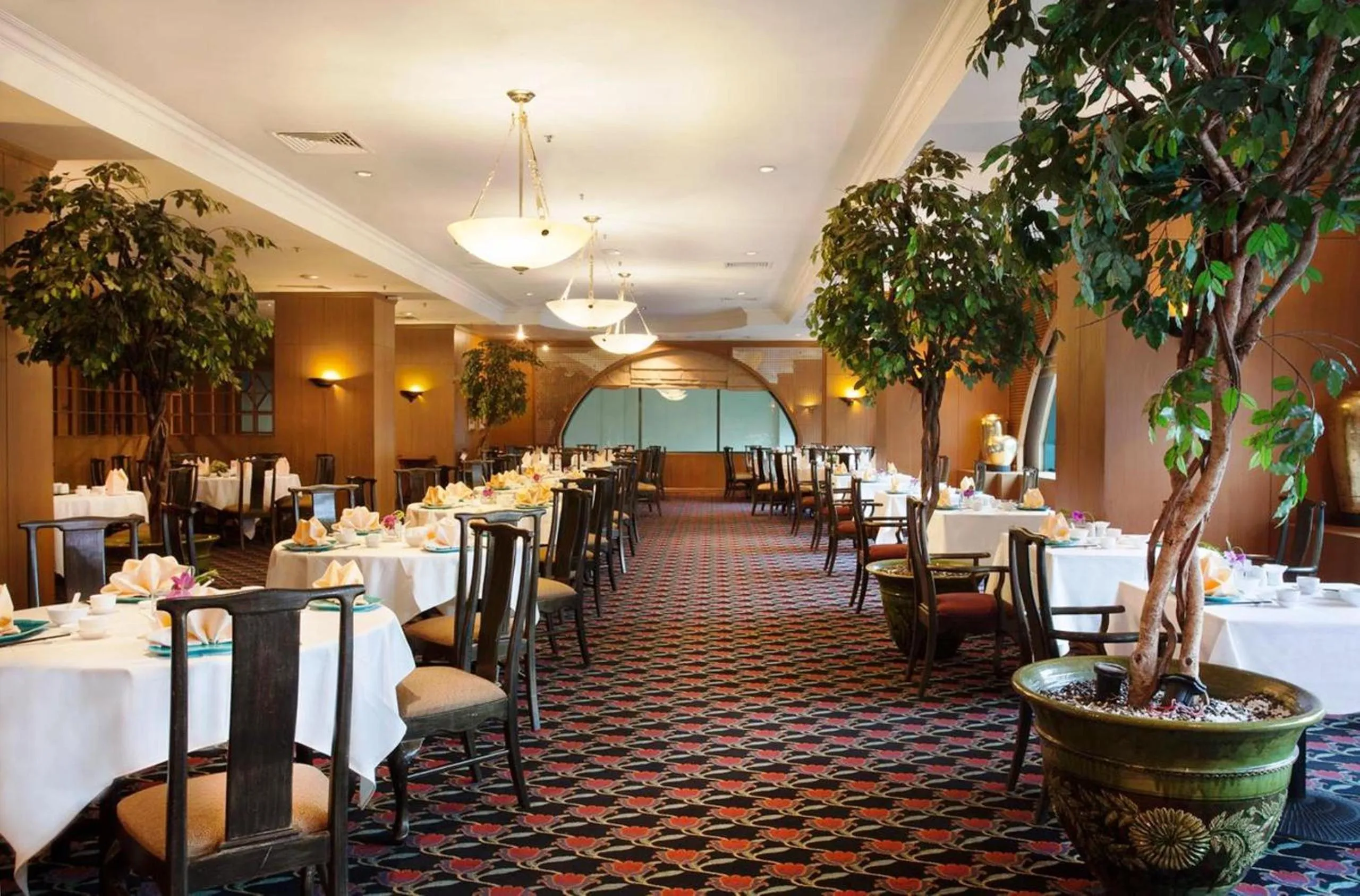 Restaurant/places to eat in Sedona Hotel Yangon