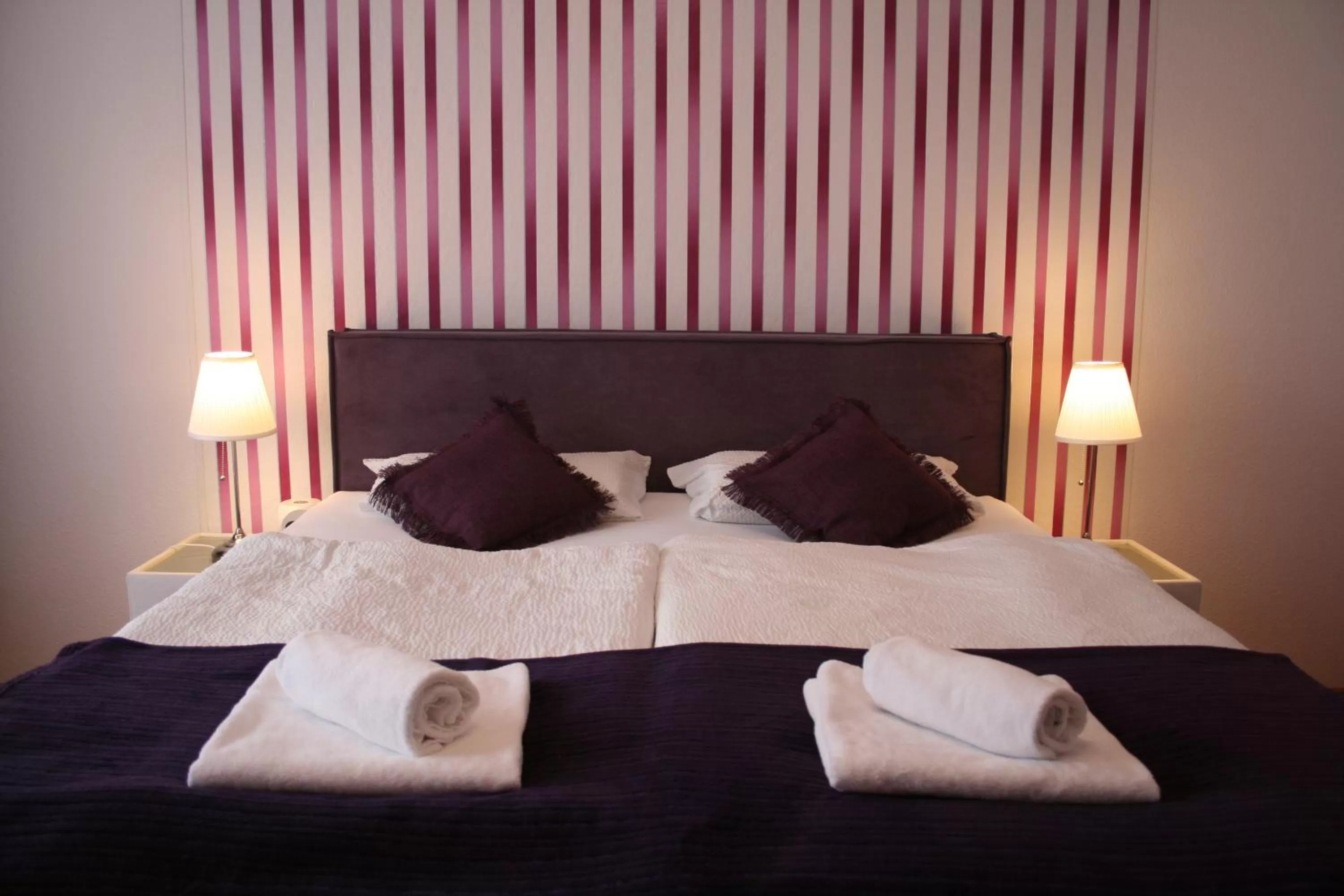 Bed in Gästehaus beim Prinz