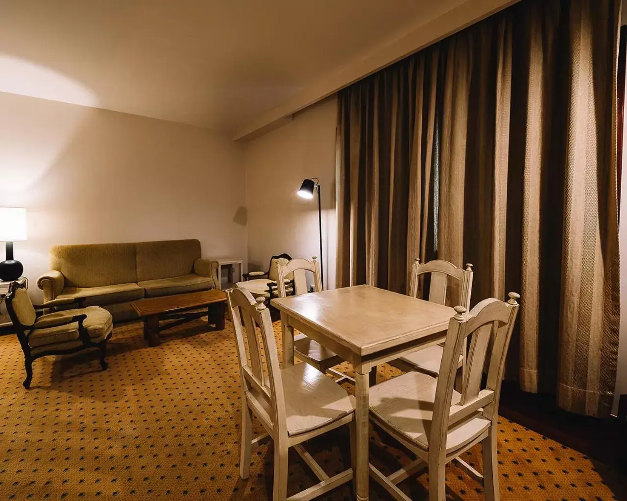 Living room, Dining Area in Real Residência - Apartamentos Turísticos