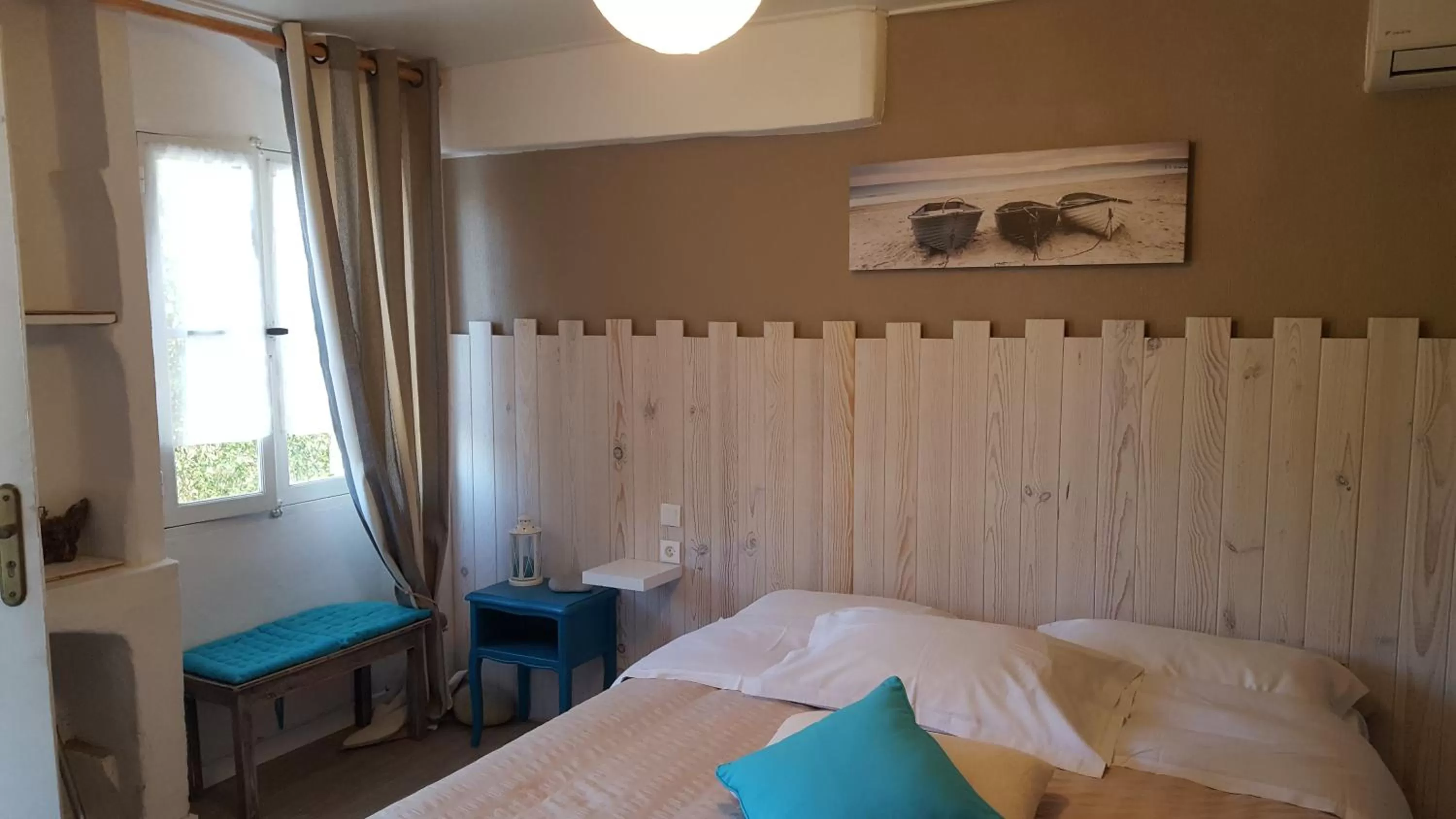Air-Conditioned Quadruple Room in Hôtel Le Clos du Dramont