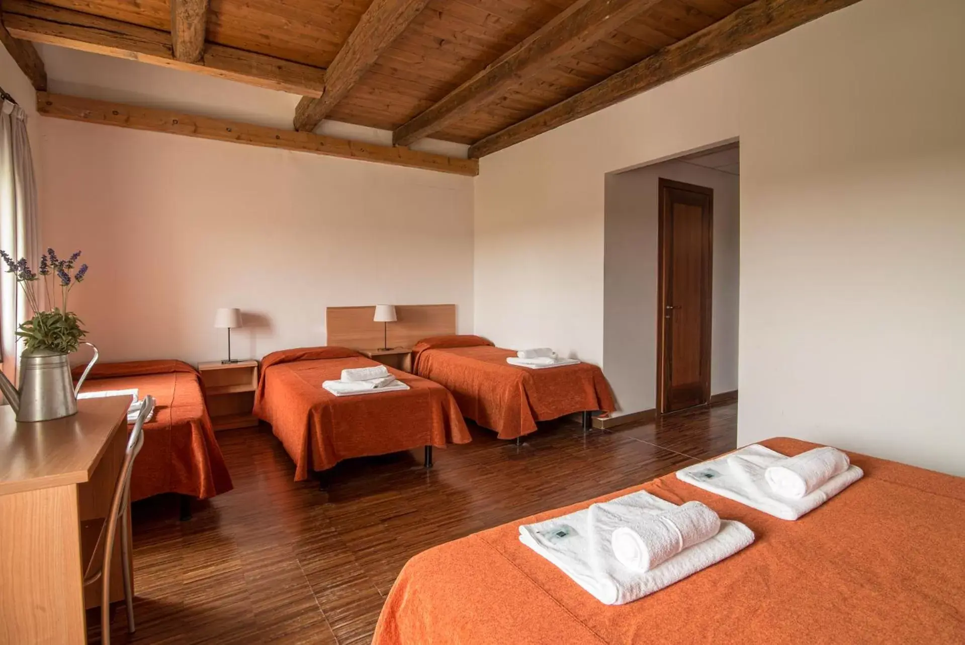 Photo of the whole room, Bed in Hotel Casa a Colori Venezia