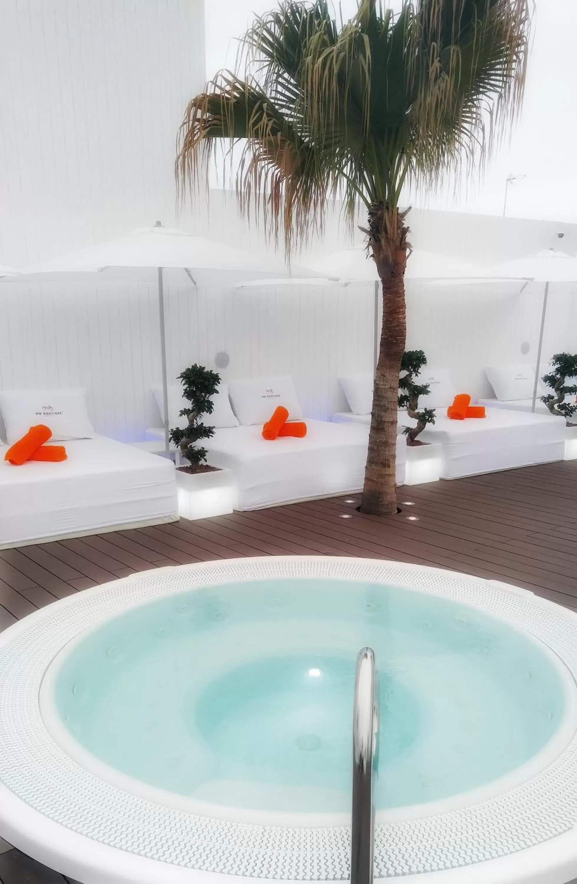 Hot Tub, Swimming Pool in MB Boutique Hotel - Adults Recommended