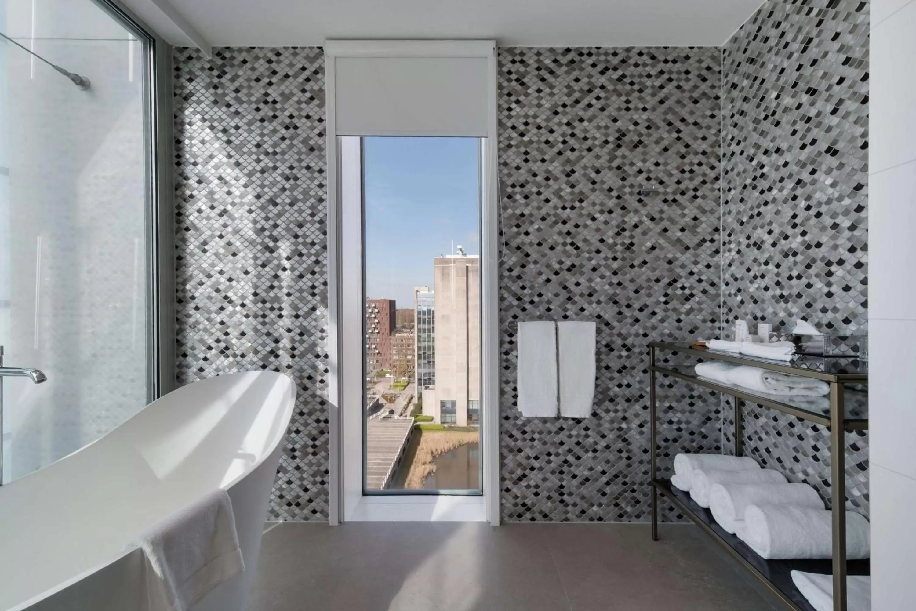 Bathroom in Radisson Hotel & Suites Amsterdam South