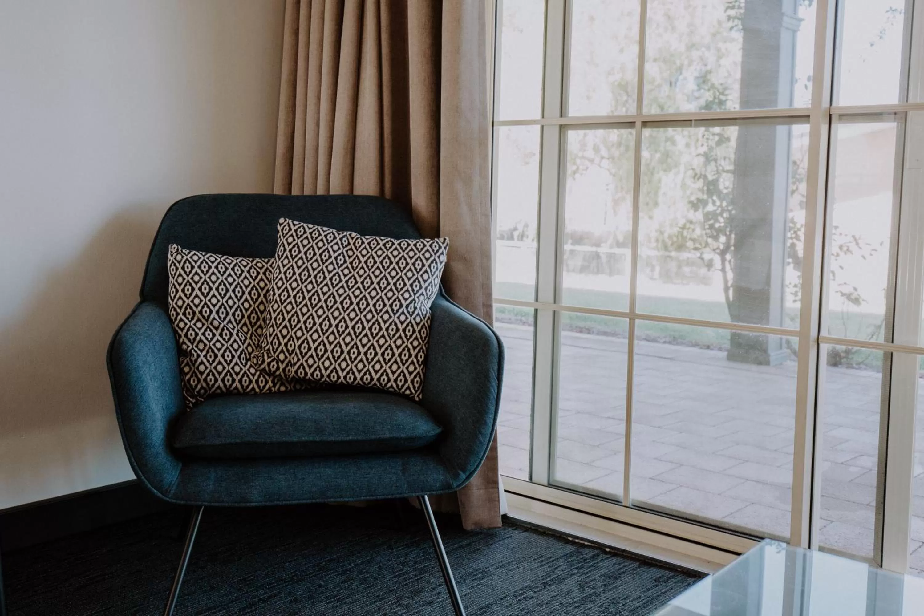 Seating area in Parklands Resort Mudgee