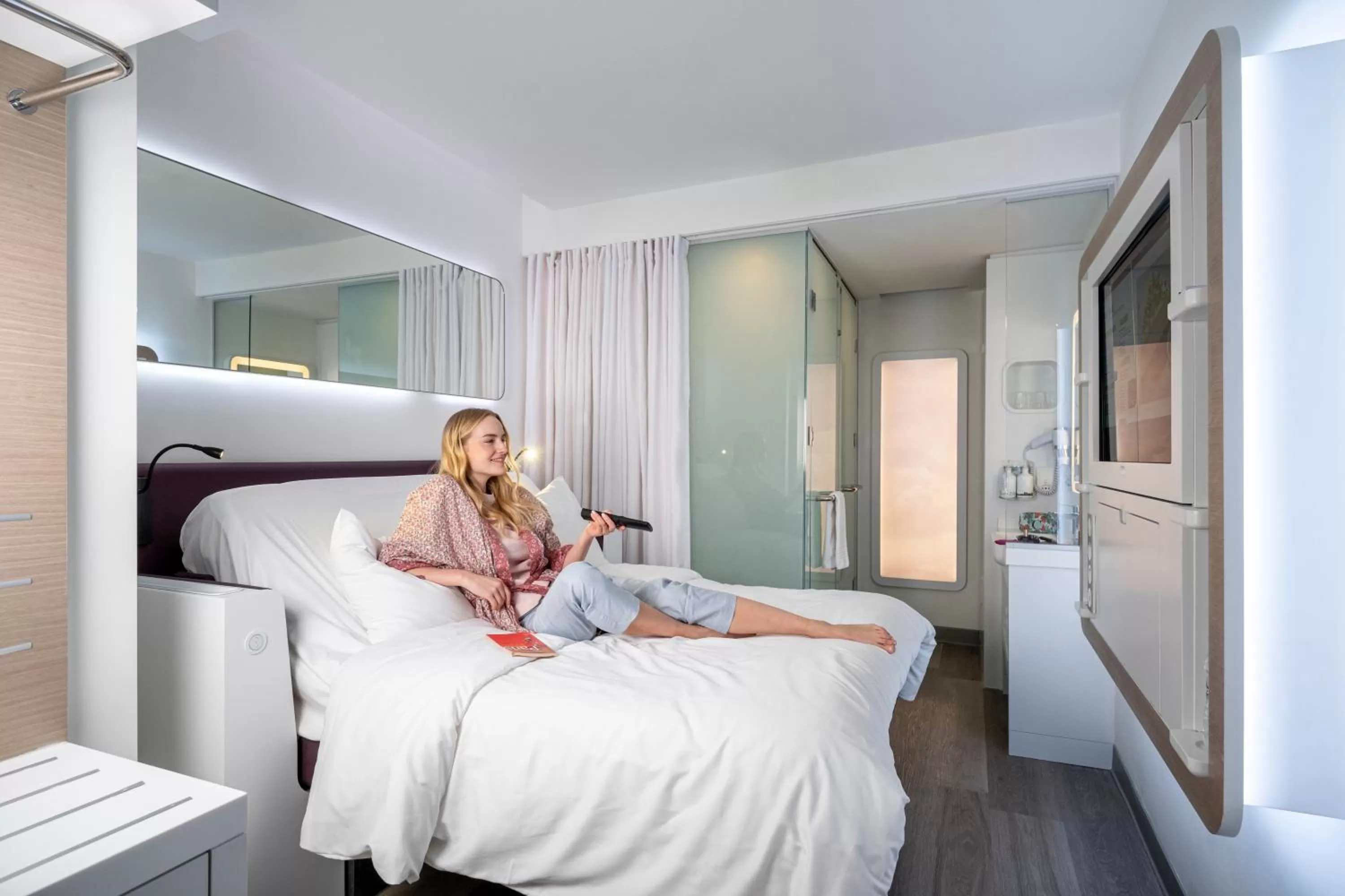 Bedroom, Bed in YOTELAIR Istanbul Airport, Duty free - International Transit area