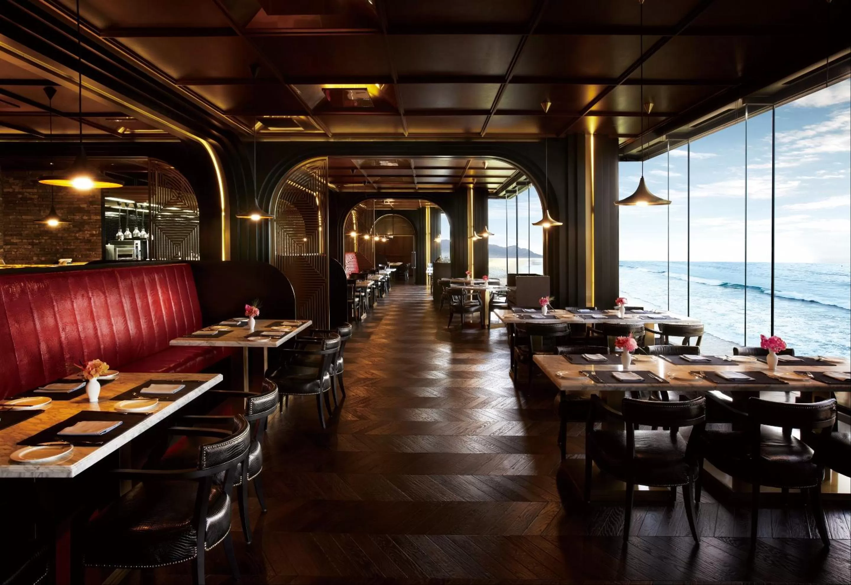 Restaurant/places to eat in Paradise Hotel Busan