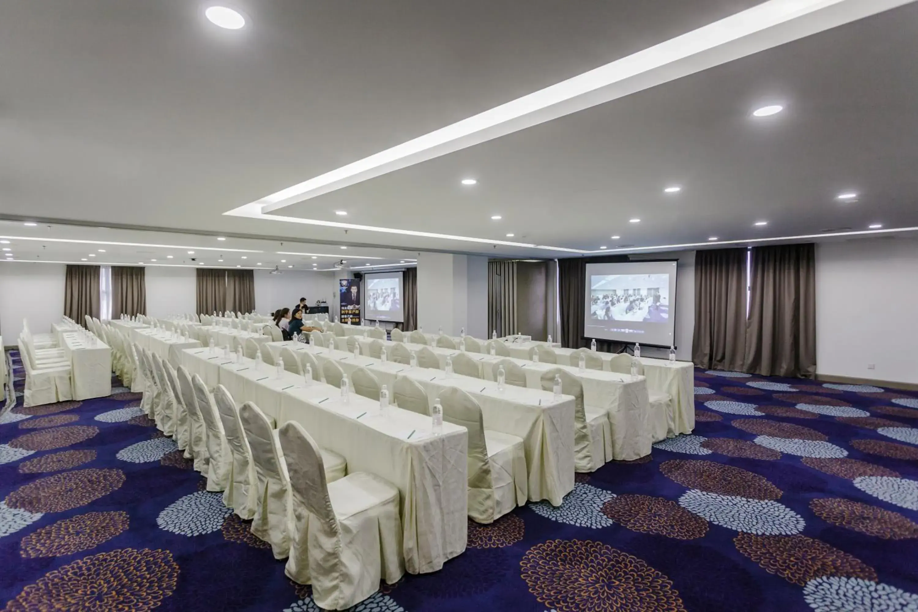 Meeting/conference room in Verdant Hill Hotel Kuala Lumpur