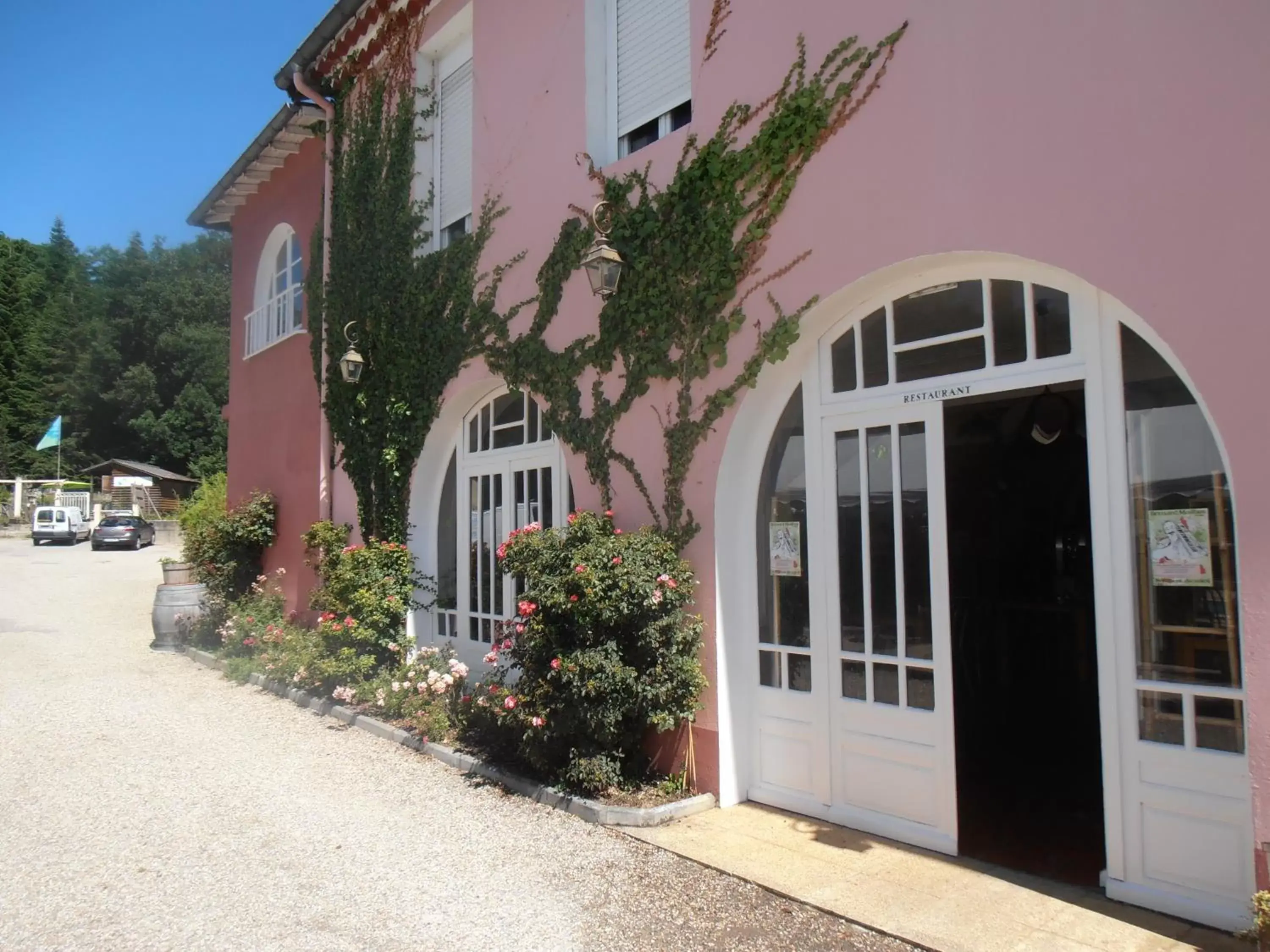 Property Building in Hôtel Castel d'Olmes