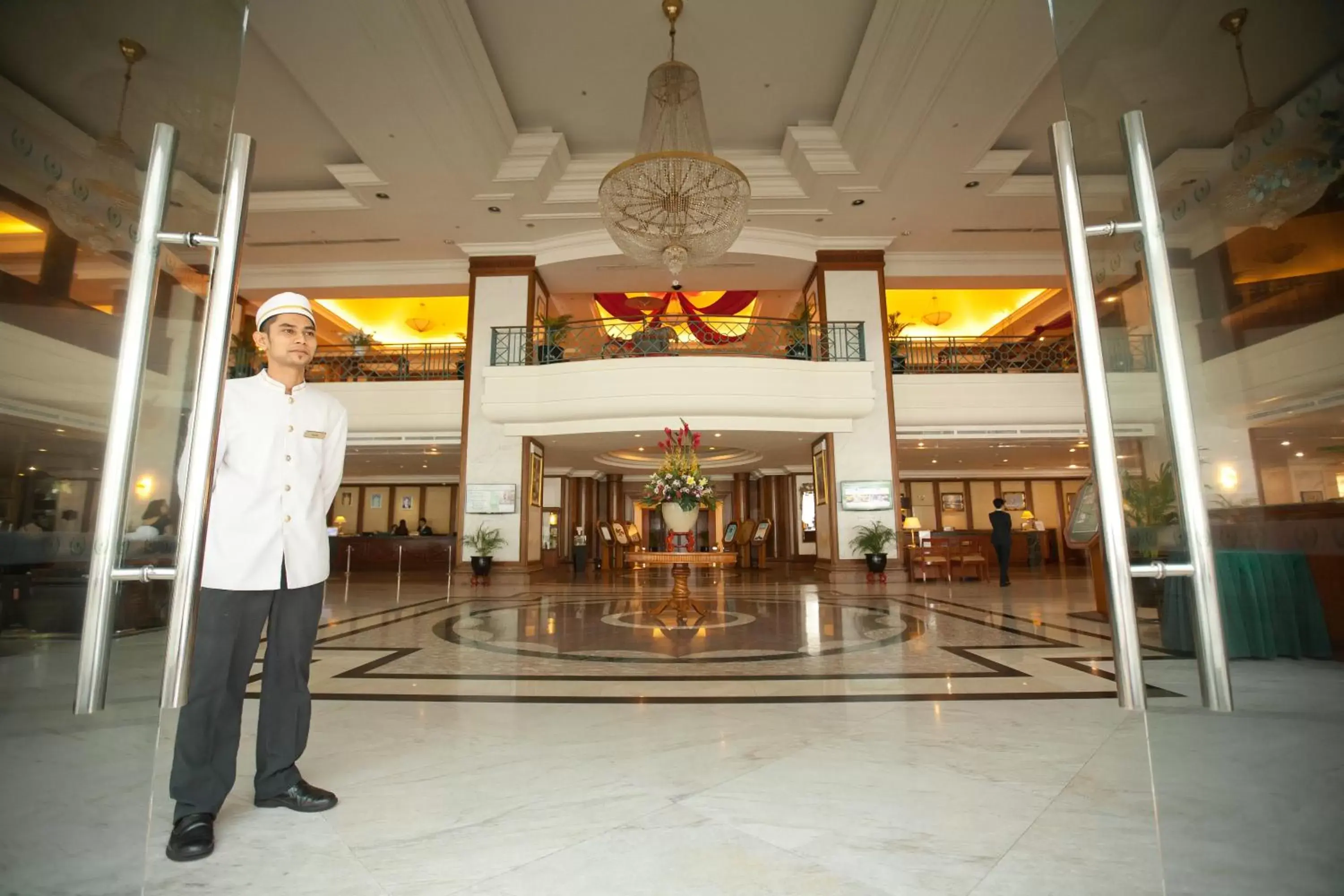 Facade/entrance in Evergreen Laurel Hotel Penang