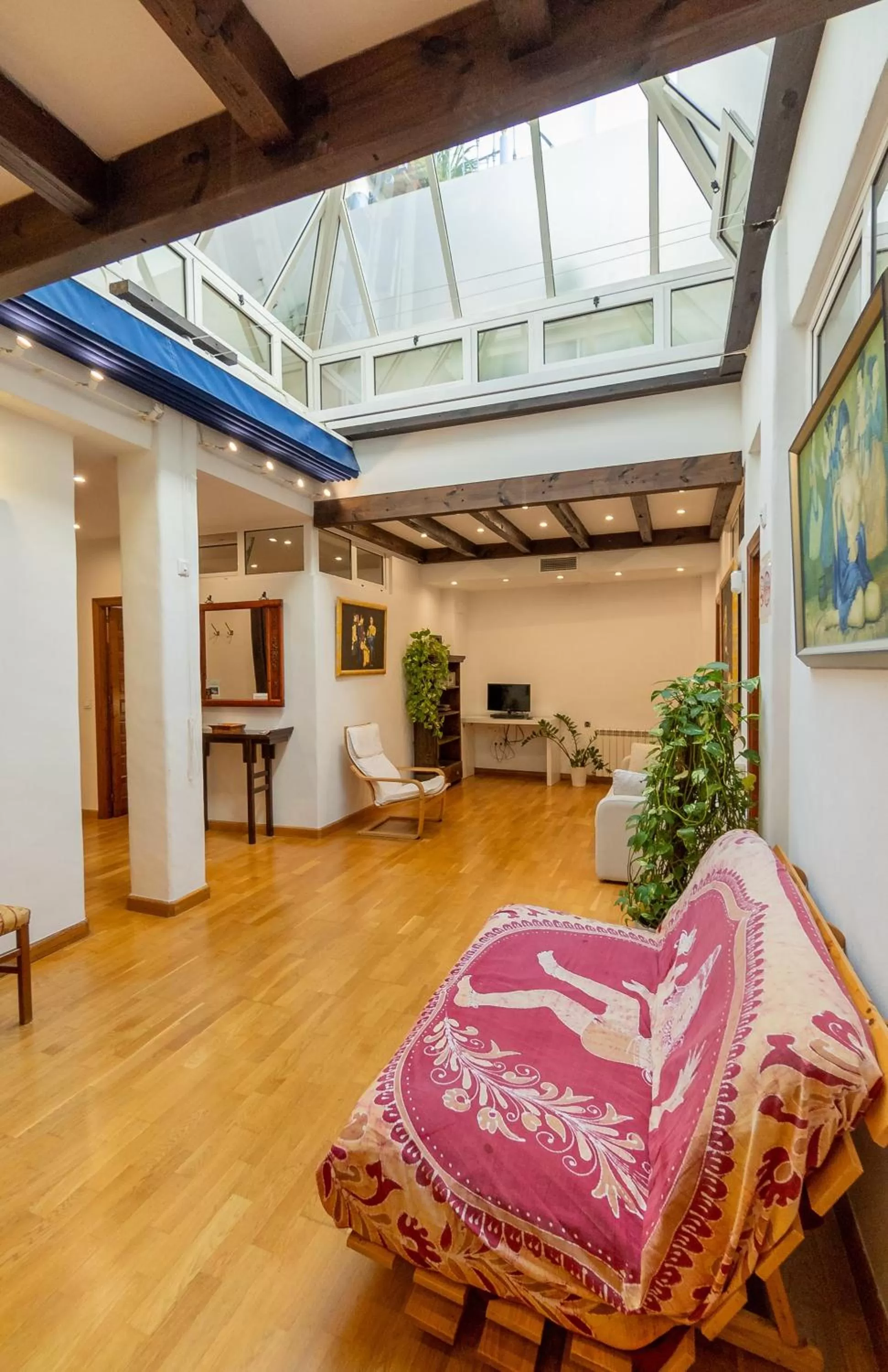 Seating area in SUAY APARTMENTS