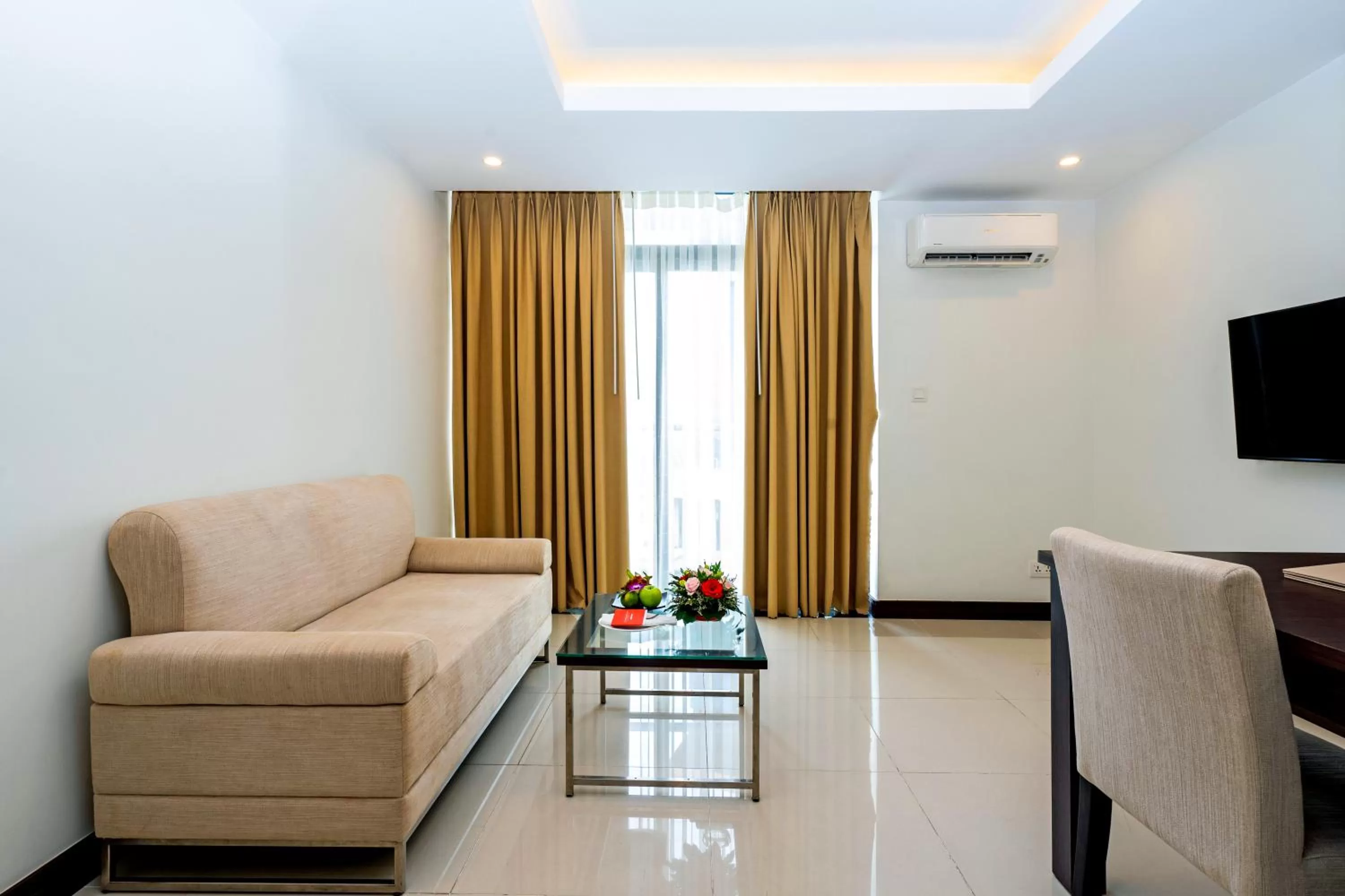 Living room in Becamex Hotel New City