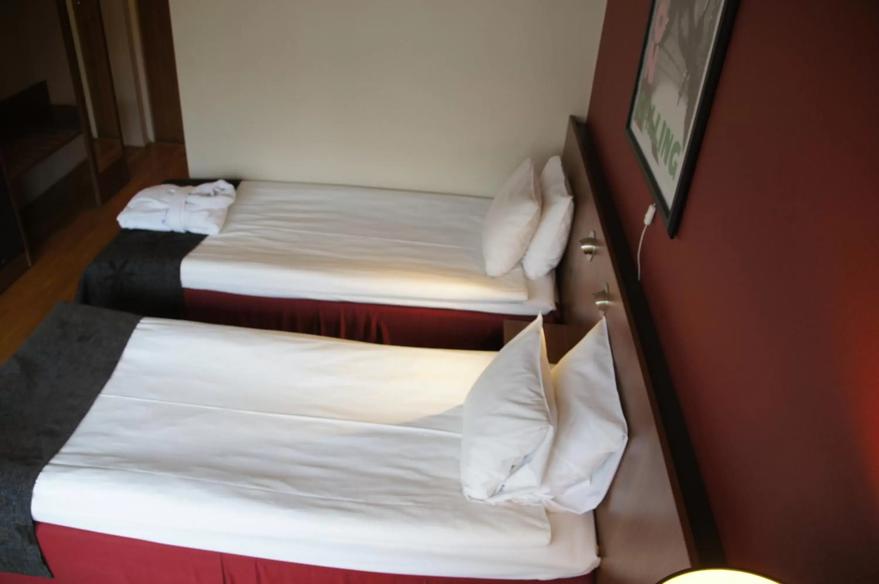 Bed in Sure Hotel by Best Western Stanga