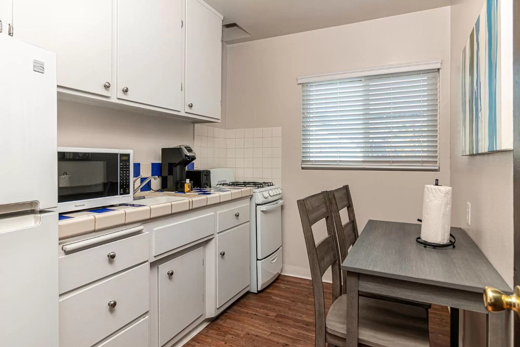 Kitchen or kitchenette, Kitchen/Kitchenette in 2021 Olive