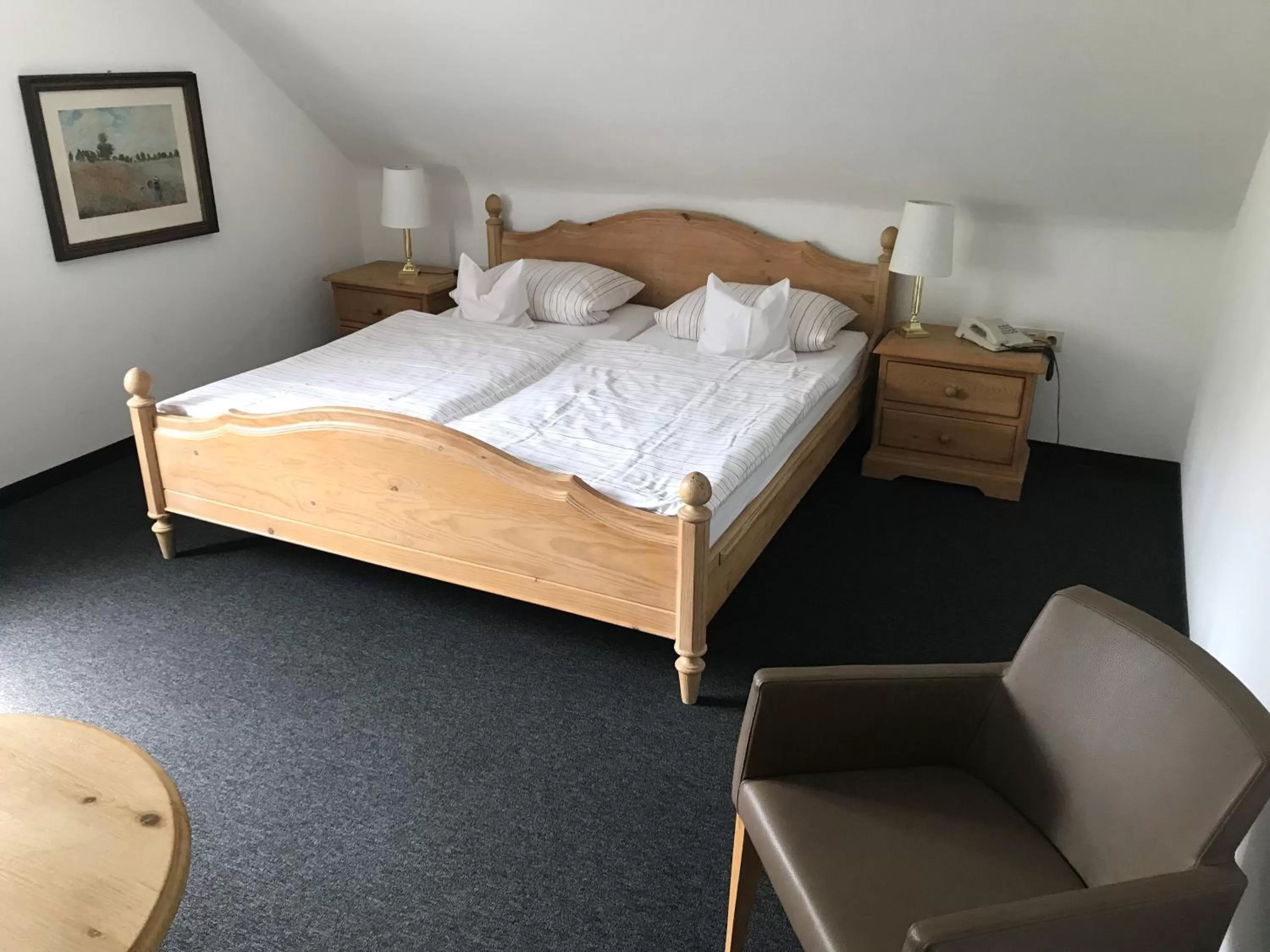 Photo of the whole room, Bed in Boutique-Hotel Weigels Bergfreiheit