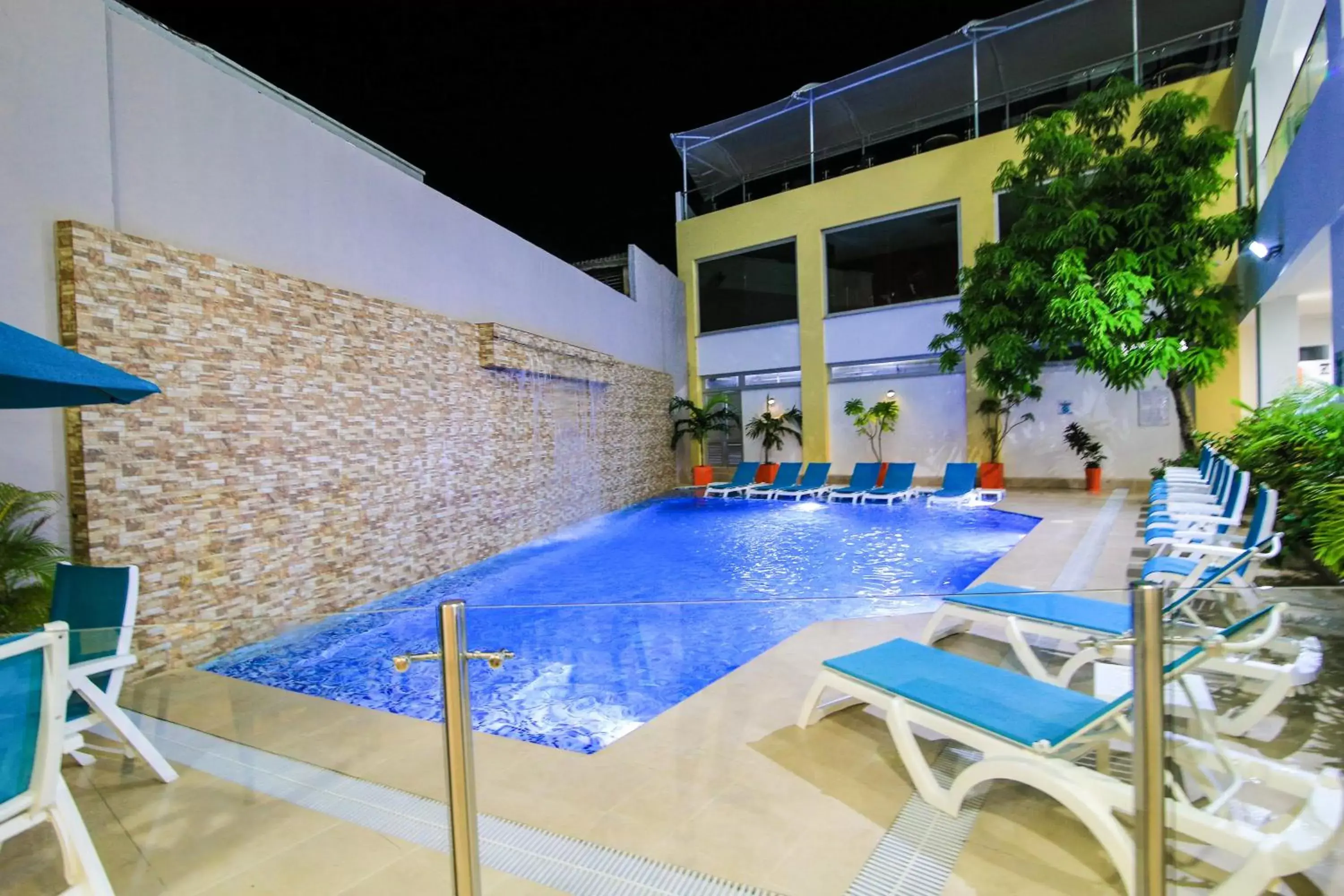 Swimming Pool in Portobelo Plaza de las Americas