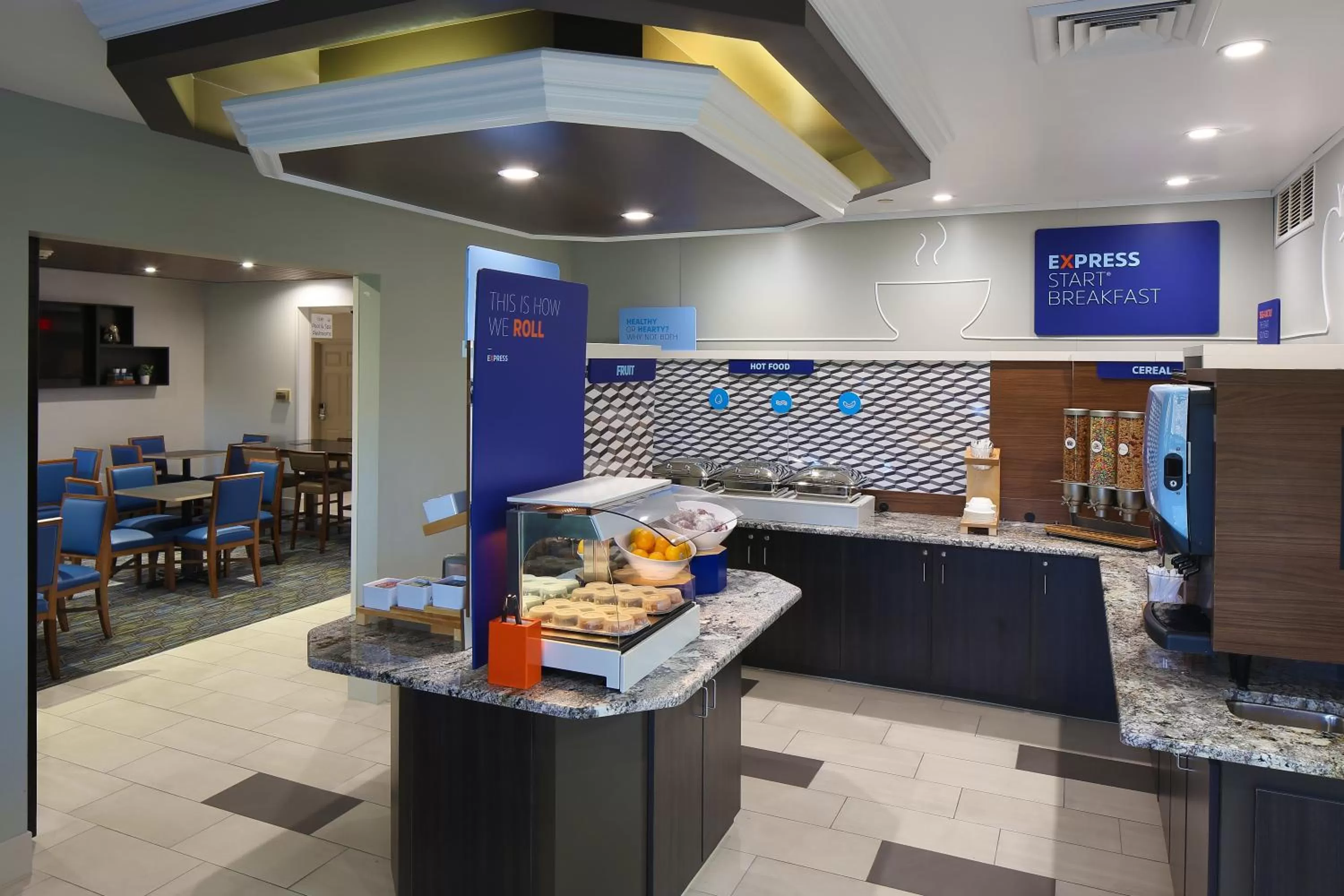 Breakfast in Holiday Inn Express Grand Rapids Southwest by IHG