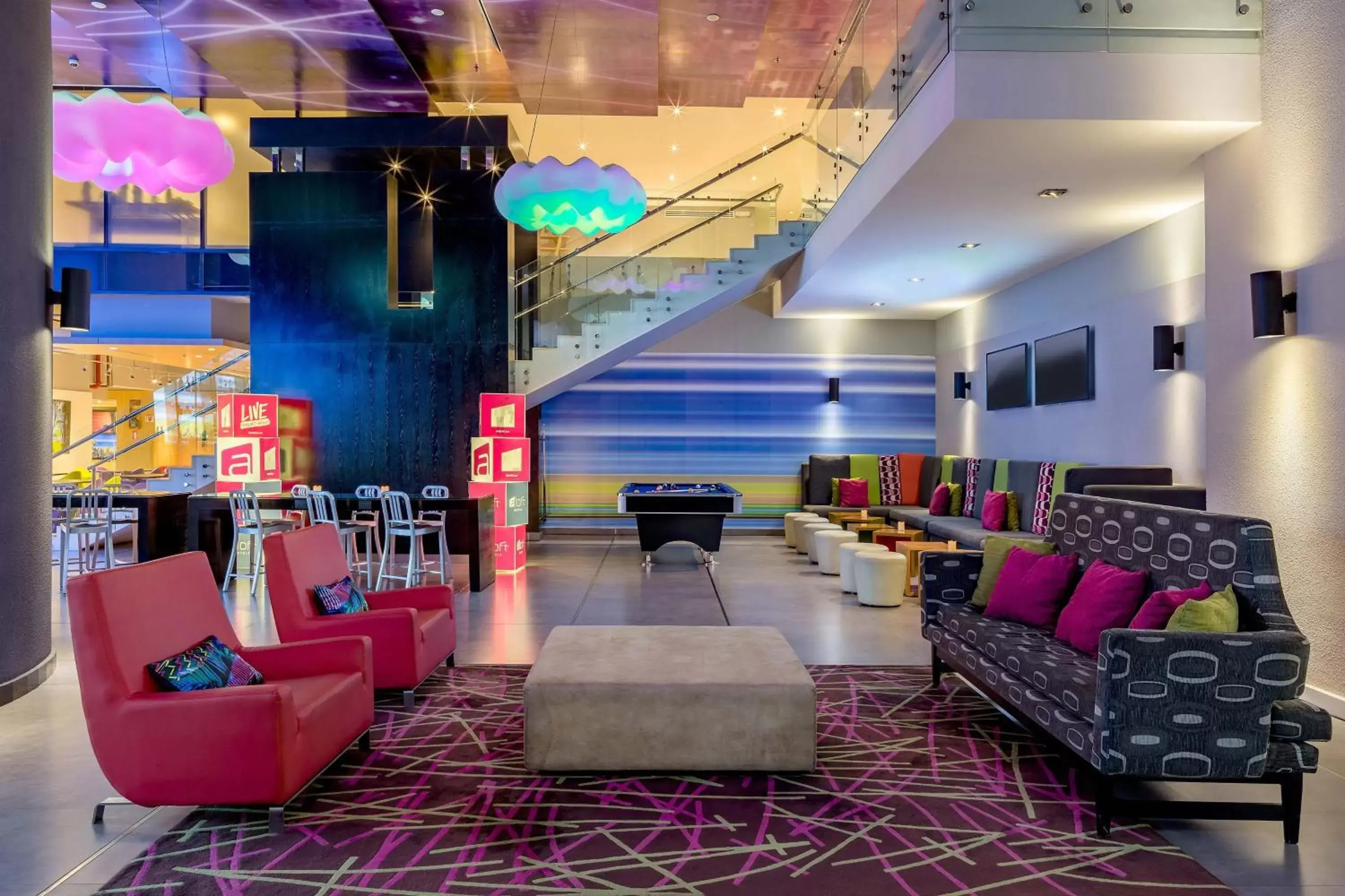 Restaurant/places to eat in Aloft Panama