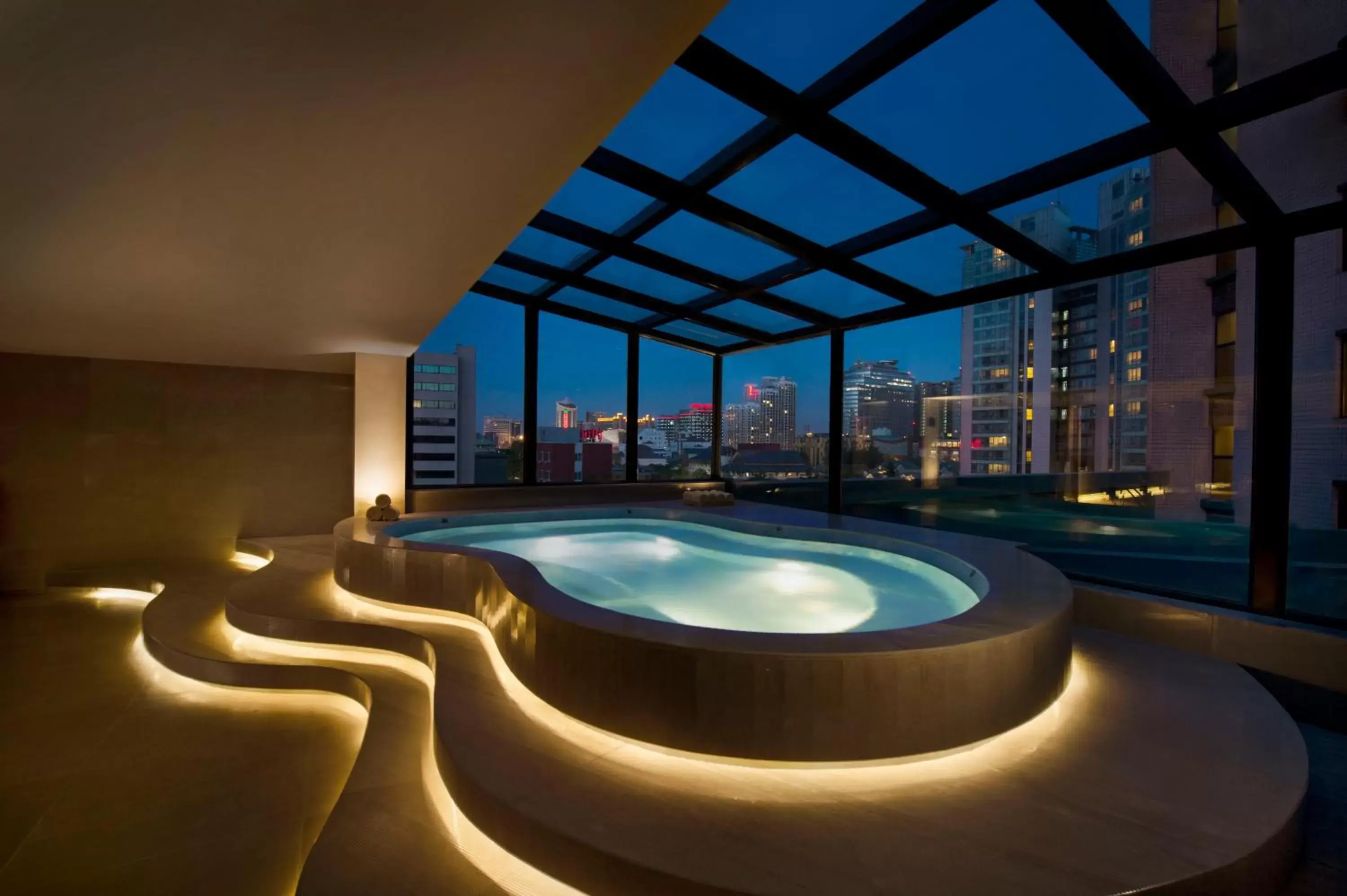 Swimming Pool in Hilton Beijing Hotel