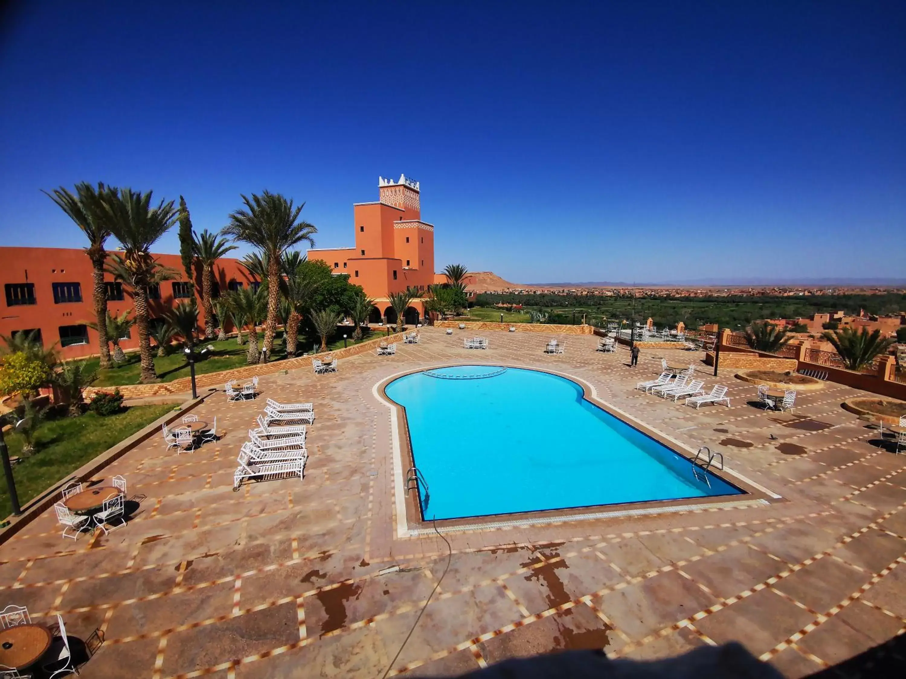 Swimming Pool in Hotel Saghro