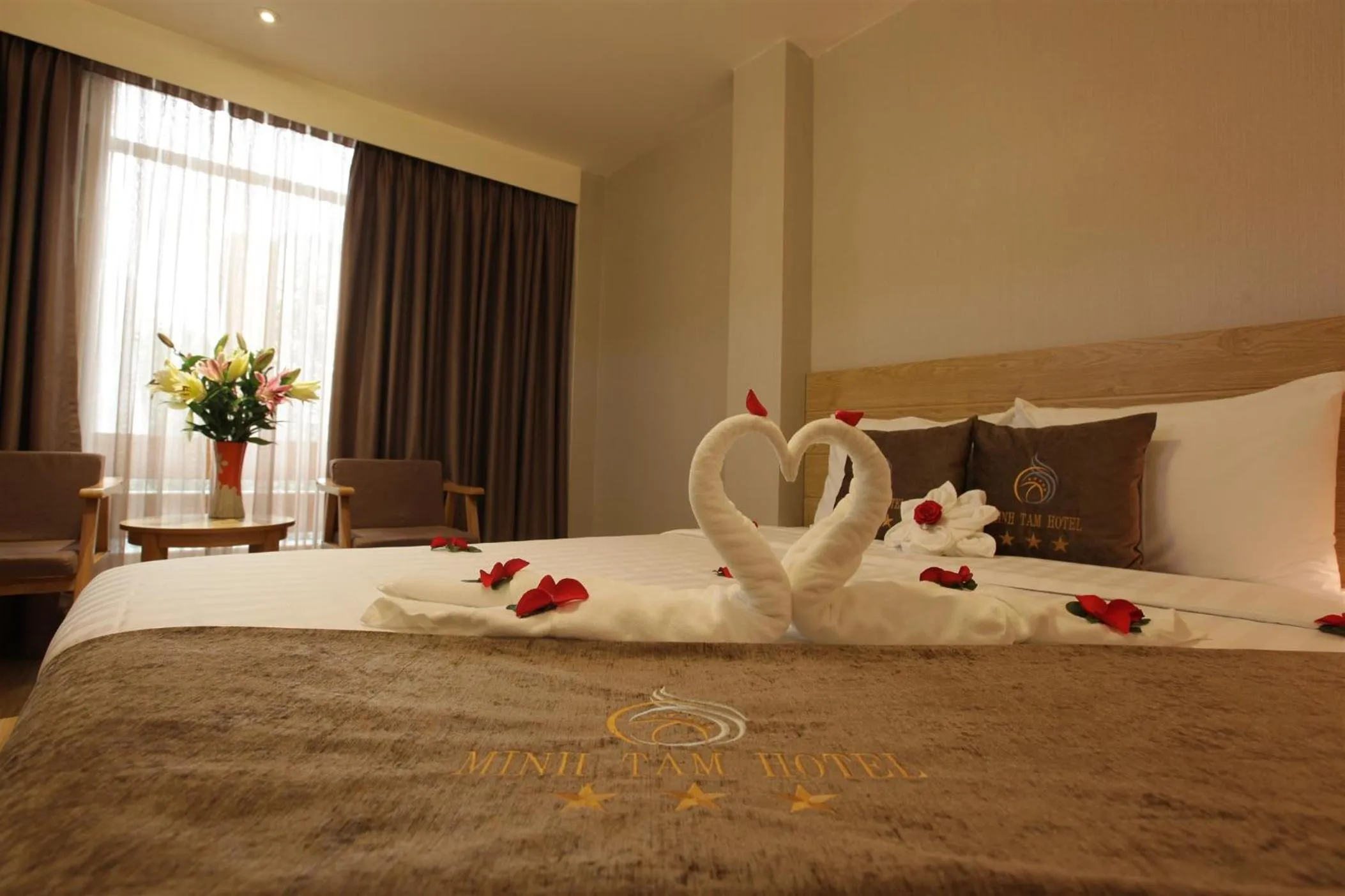 Deluxe Double Room in Minh Tam Hotel & Spa 3/2