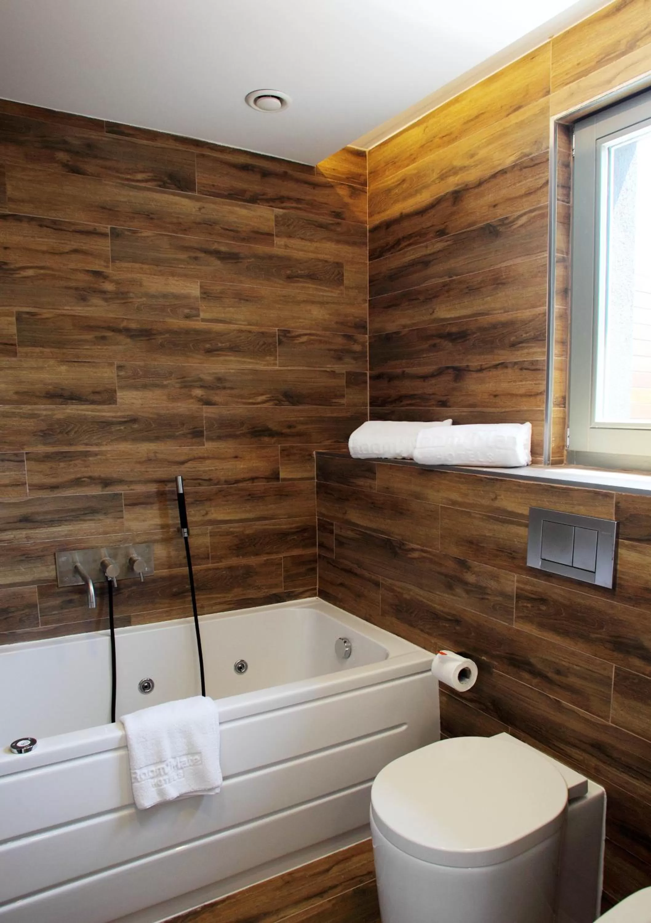 Bathroom in Room Mate Pau, Barcelona