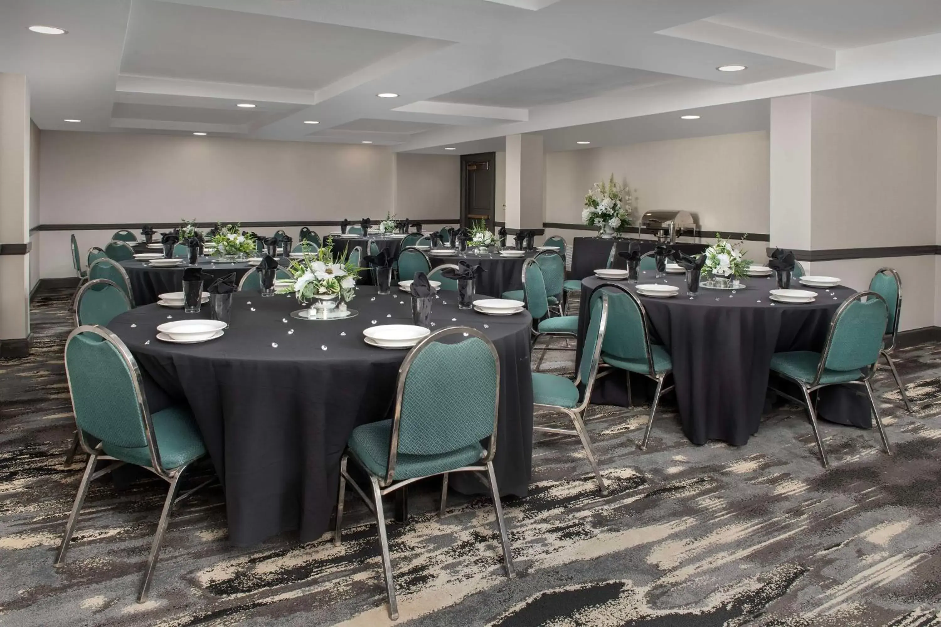 Meeting/conference room, Banquet Facilities in Embassy Suites Winston-Salem