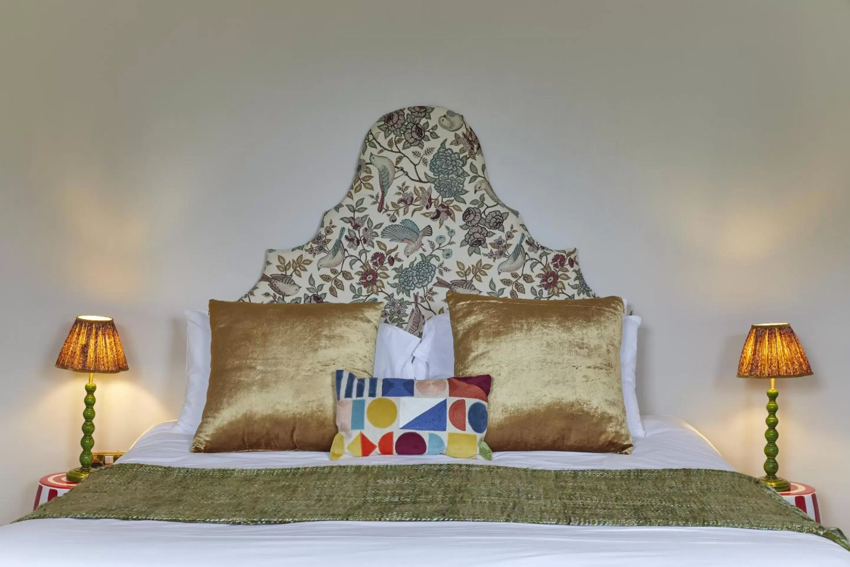 King Room in 81 Promenade Cheltenham King Room in 81 Promenade Cheltenham