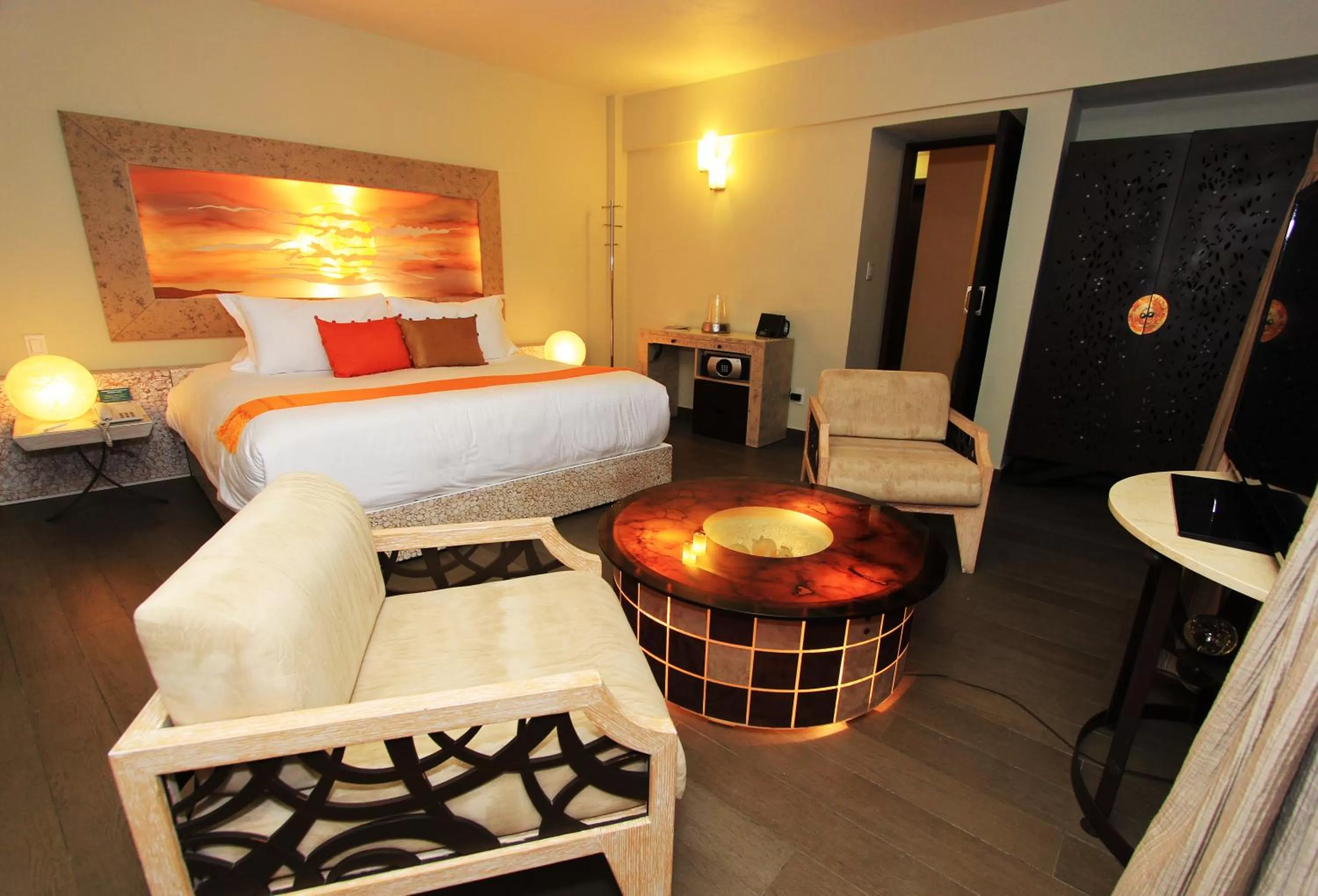 Bed in Plaza Gallery Hotel Boutique