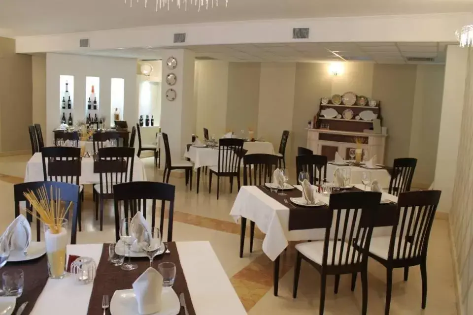 Restaurant/Places to Eat in Hotel Agri Resort "Agorà"