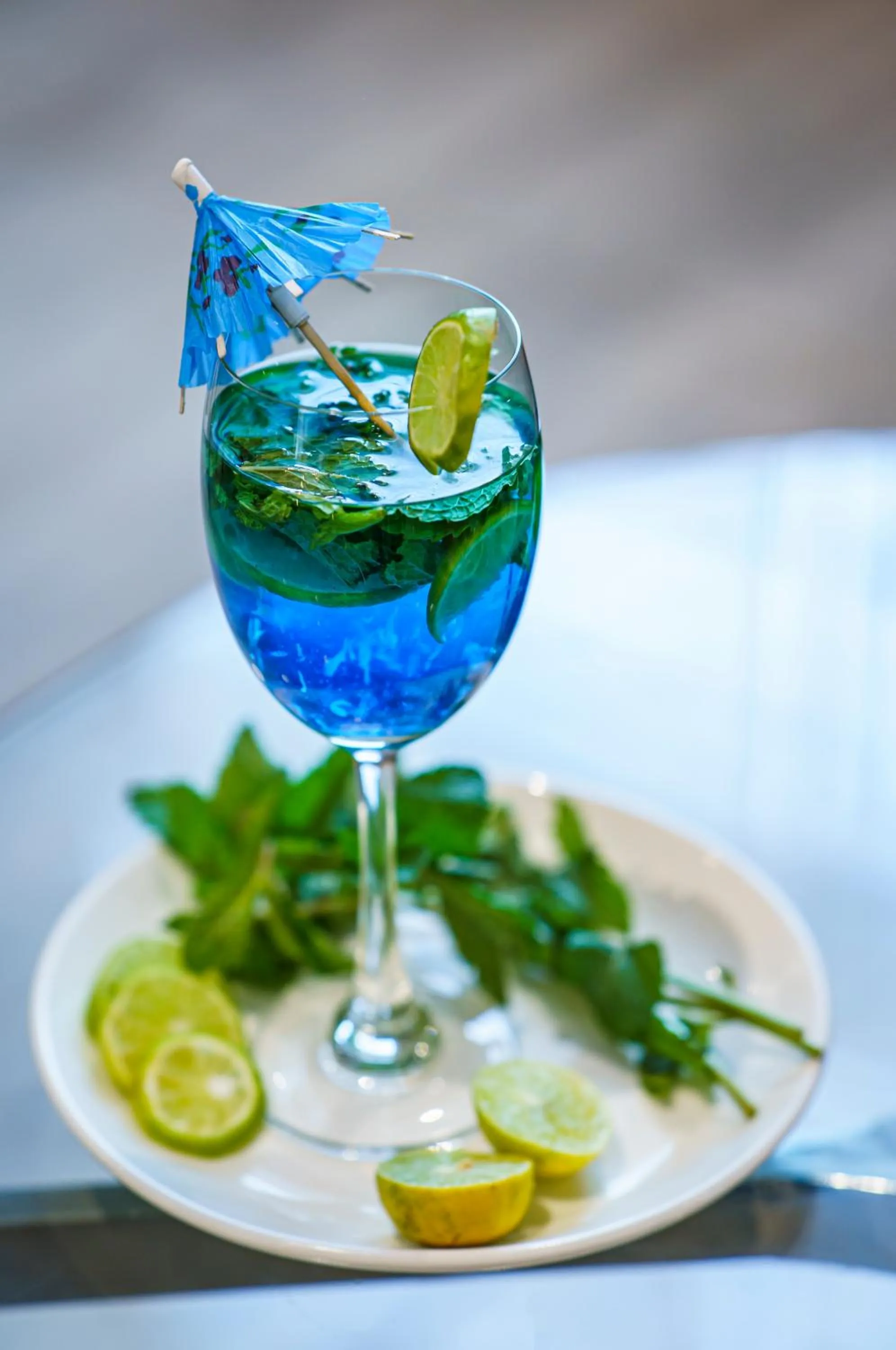 Lounge or bar in Caspia Hotel New Delhi