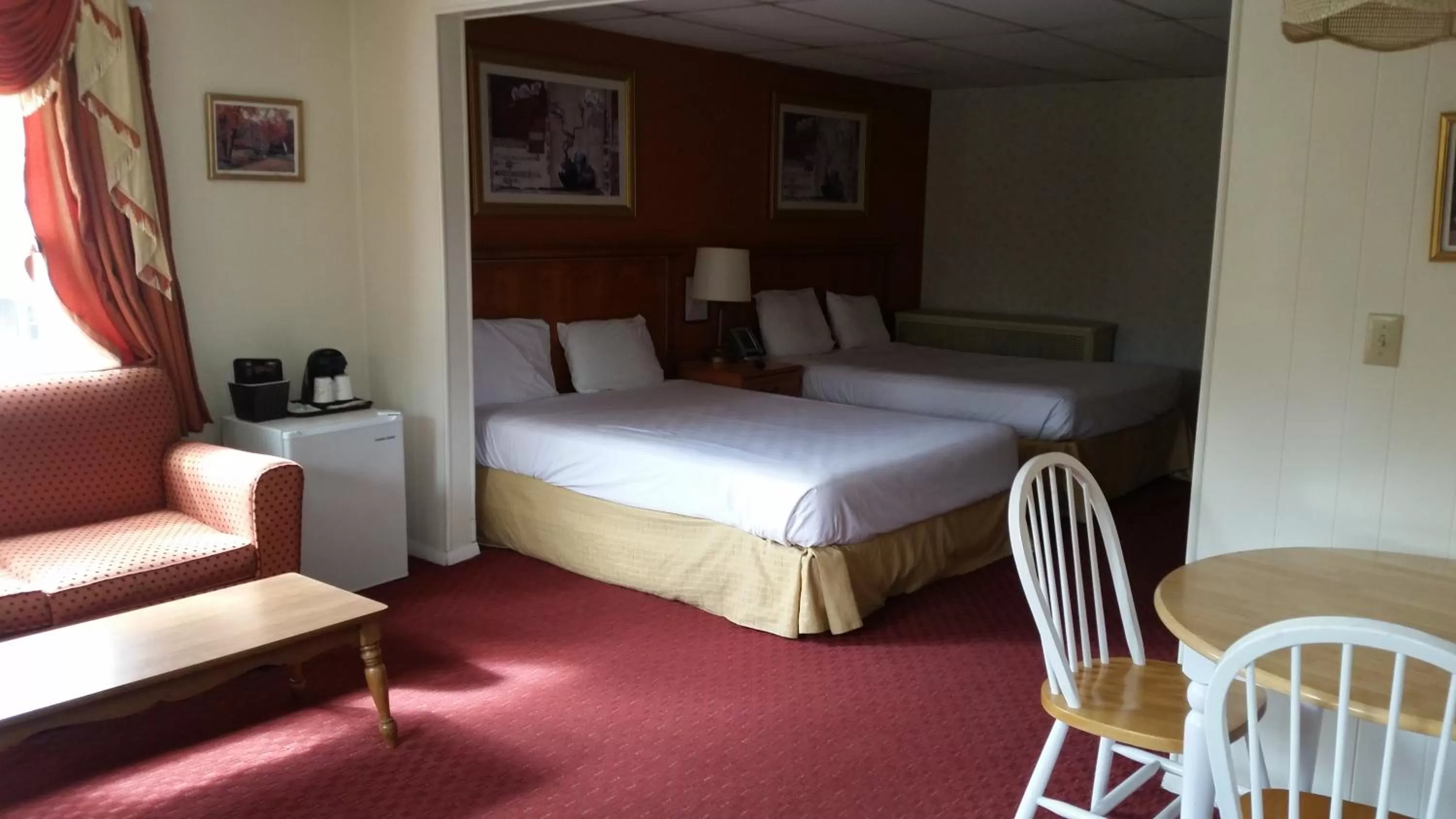 Day, Bed in Northside Motel - Williamstown