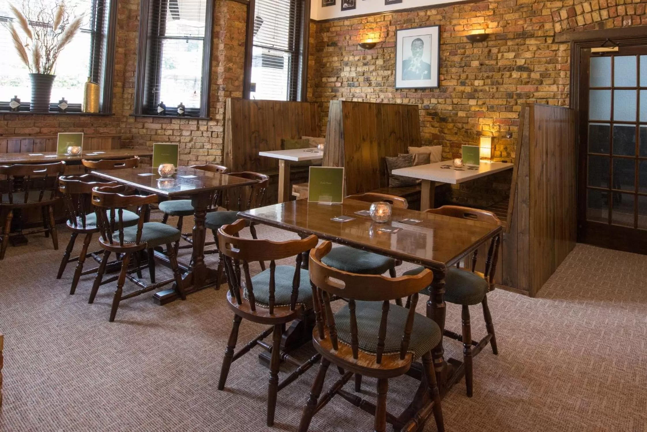 Lounge or bar in The Royal Norfolk Hotel