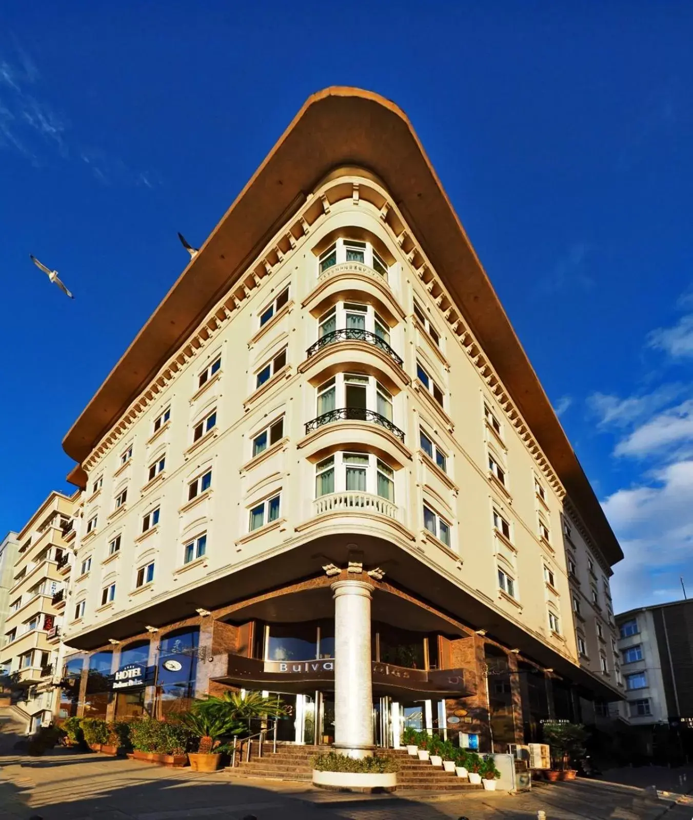 Property Building in Hotel Bulvar Palas