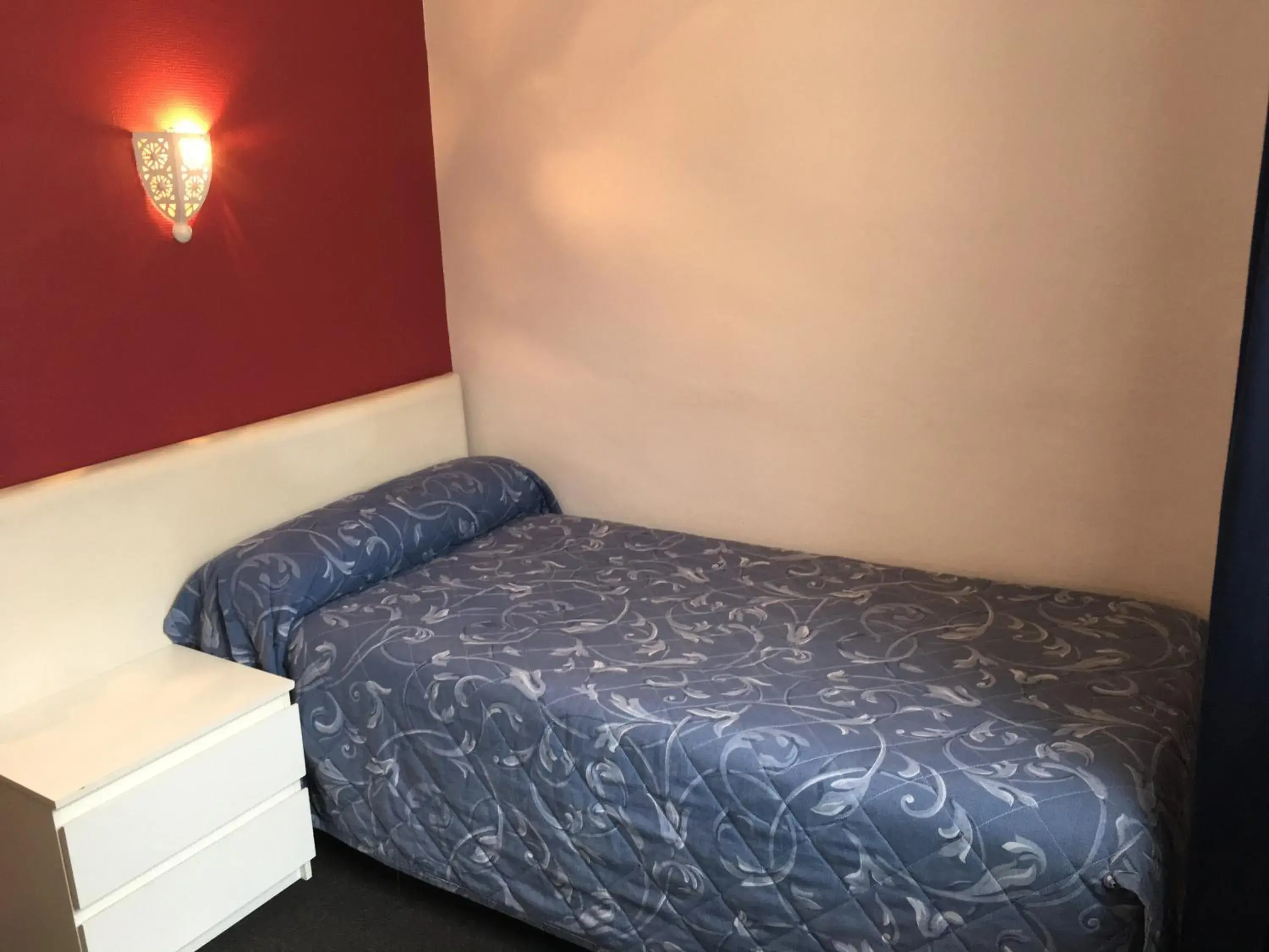 Bed in Hôtel Océan